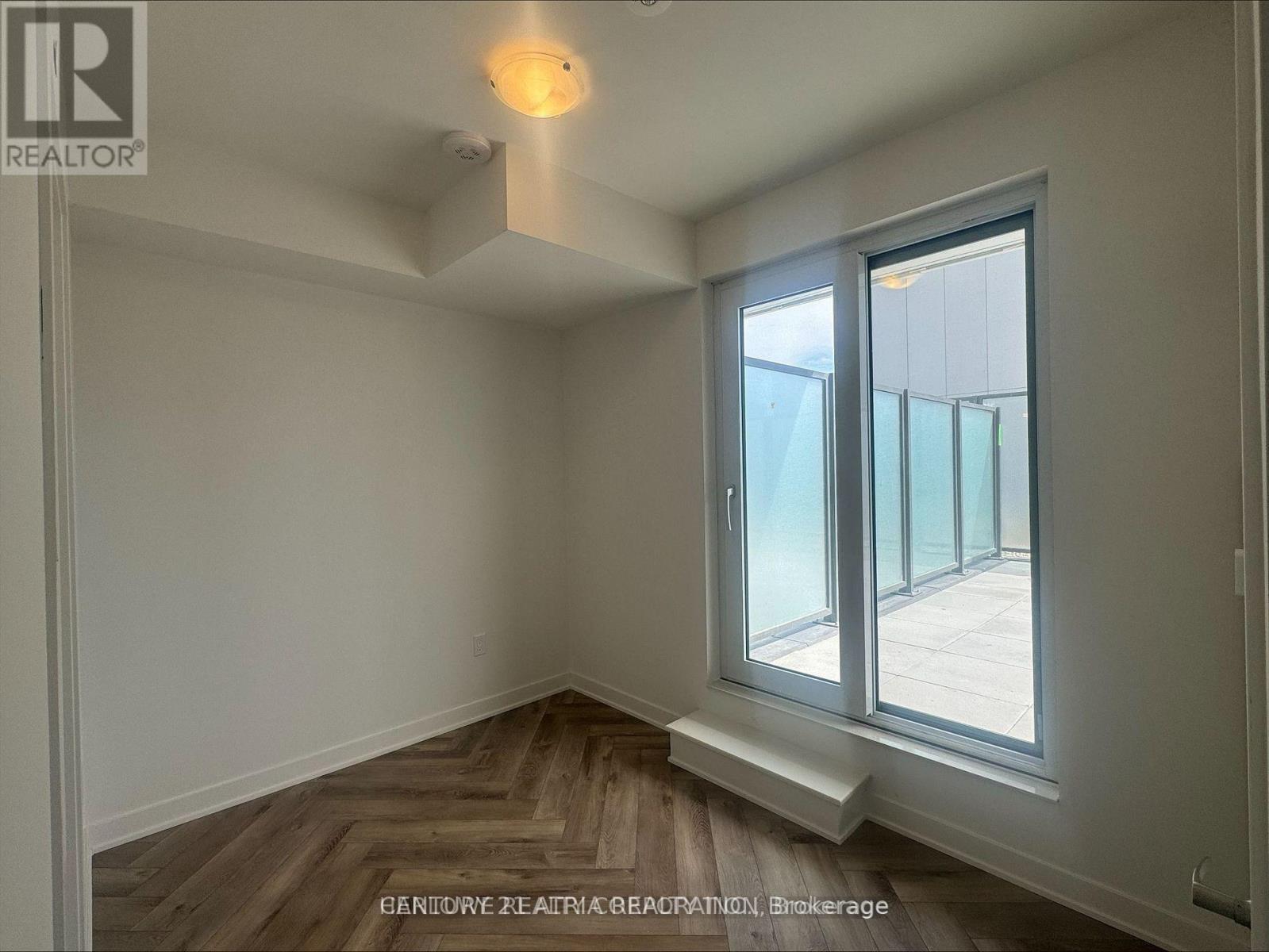 2008 - 70 Princess Street, Toronto, Ontario  M5A 0X6 - Photo 4 - C12608944