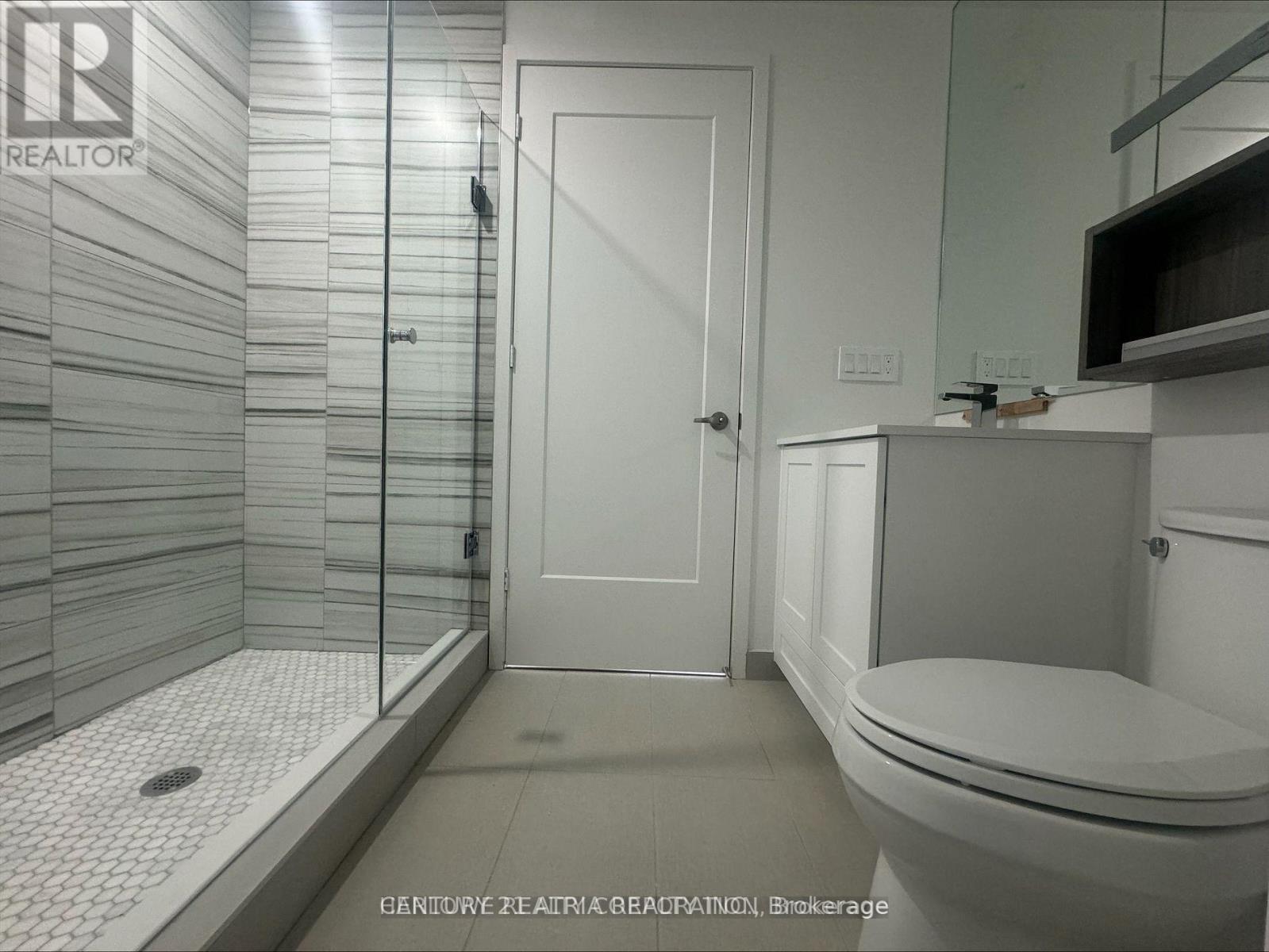 2008 - 70 Princess Street, Toronto, Ontario  M5A 0X6 - Photo 5 - C12608944