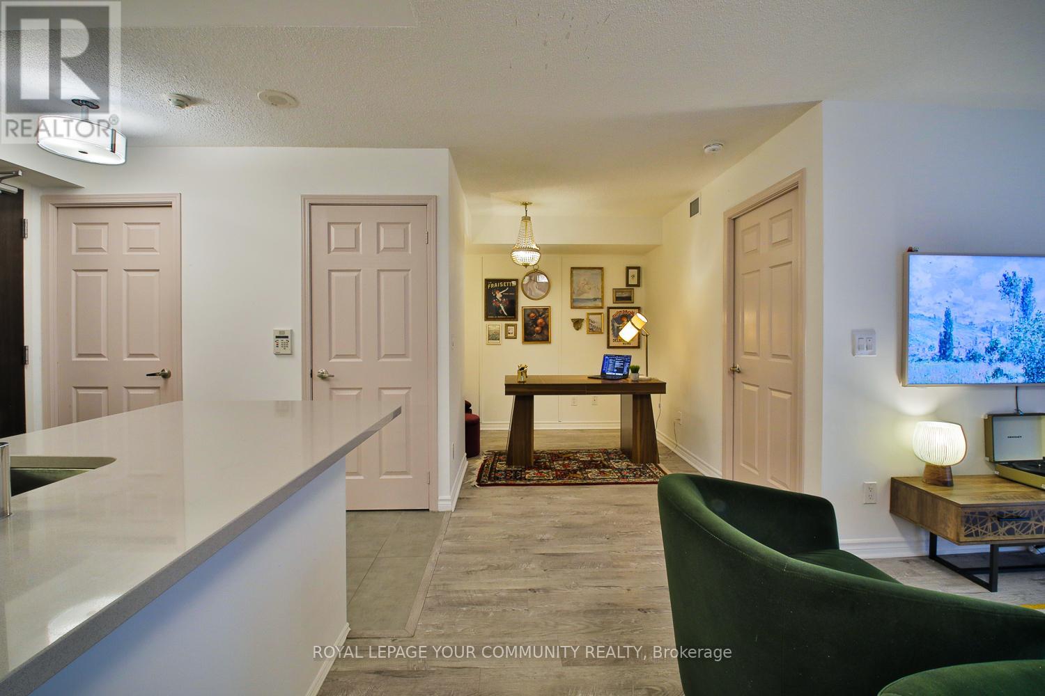 1127 - 25 Lower Simcoe Street, Toronto (Waterfront Communities), Ontario  M5J 3A1 - Photo 23 - C12608966