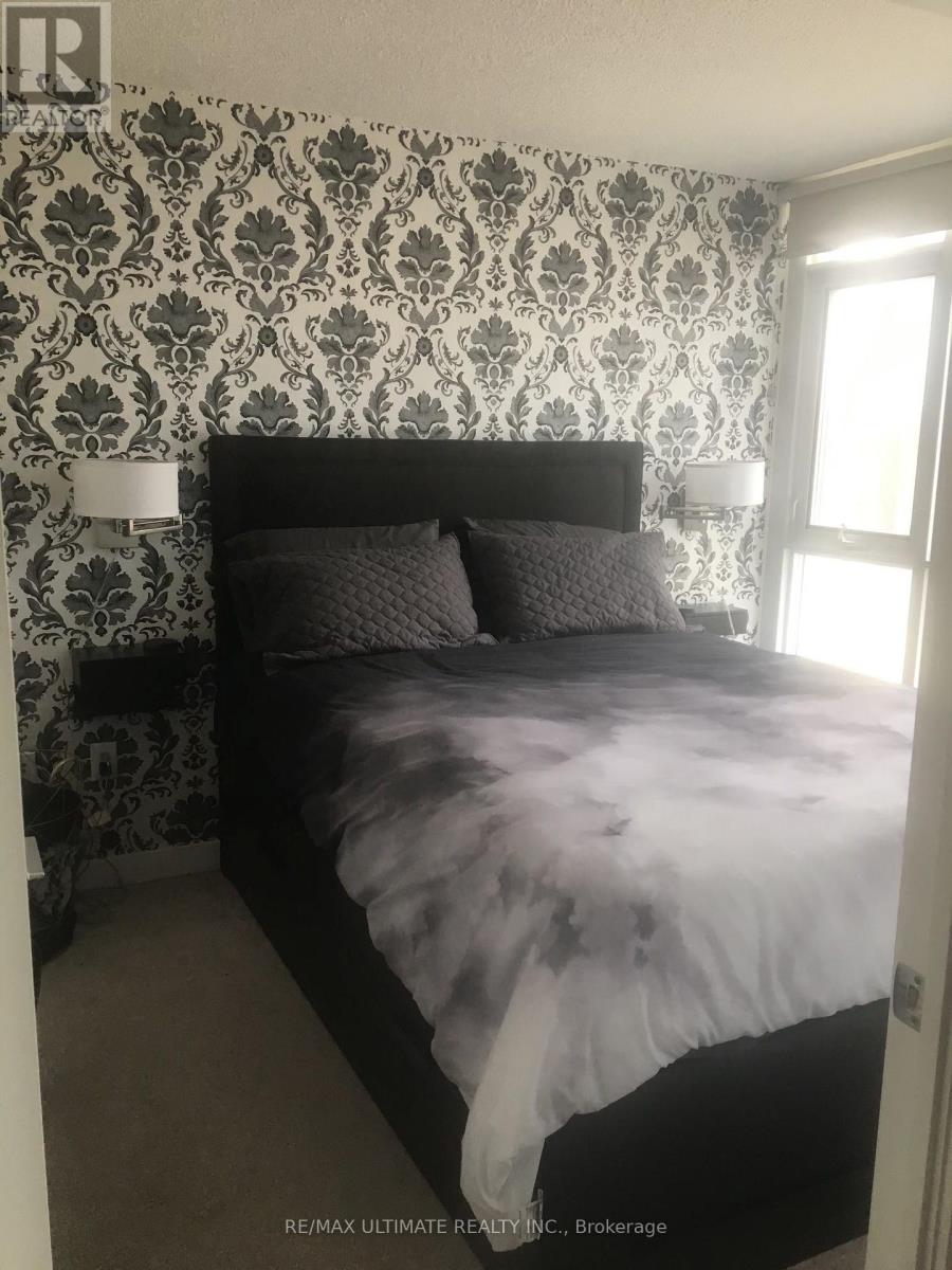 1105 - 15 Iceboat Terrace, Toronto, Ontario  M5V 4A5 - Photo 10 - C12608978