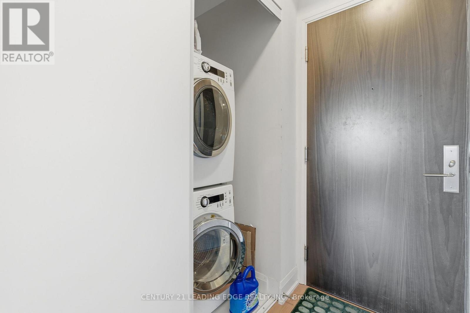 1110 - 68 Canterbury Place, Toronto, Ontario  M2N 0H8 - Photo 10 - C12609012