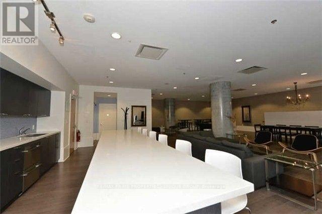 2803 - 375 King Street W, Toronto, Ontario  M5V 1K1 - Photo 13 - C12609030