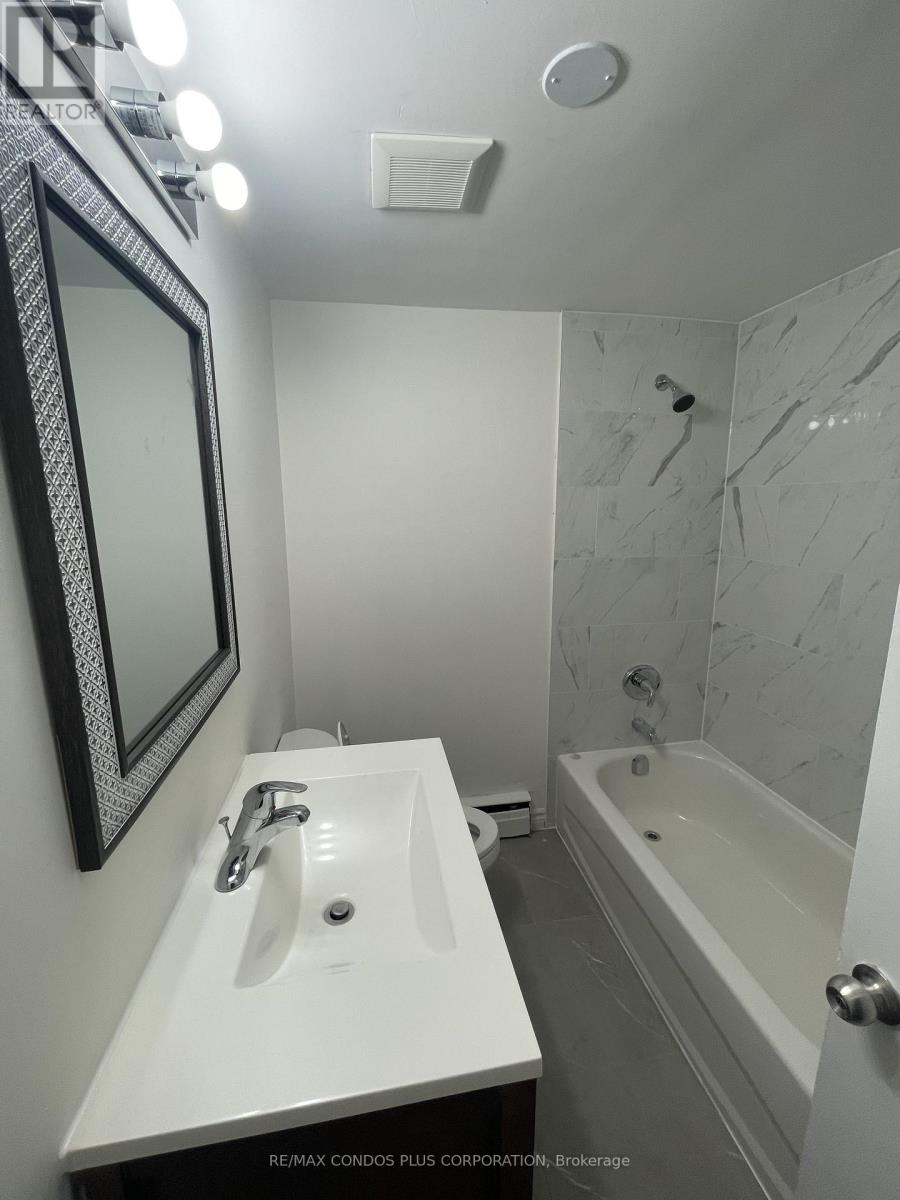 3 - 449 Wilson Avenue, Toronto, Ontario  M3H 1T5 - Photo 7 - C12467288
