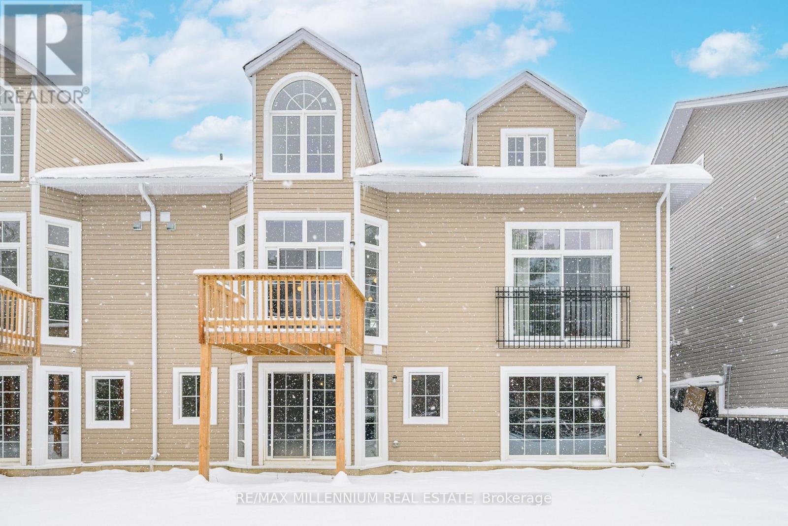 6 Turnberry Court, Bracebridge, Ontario P1L 0N5 - Photo 3 - X12608460