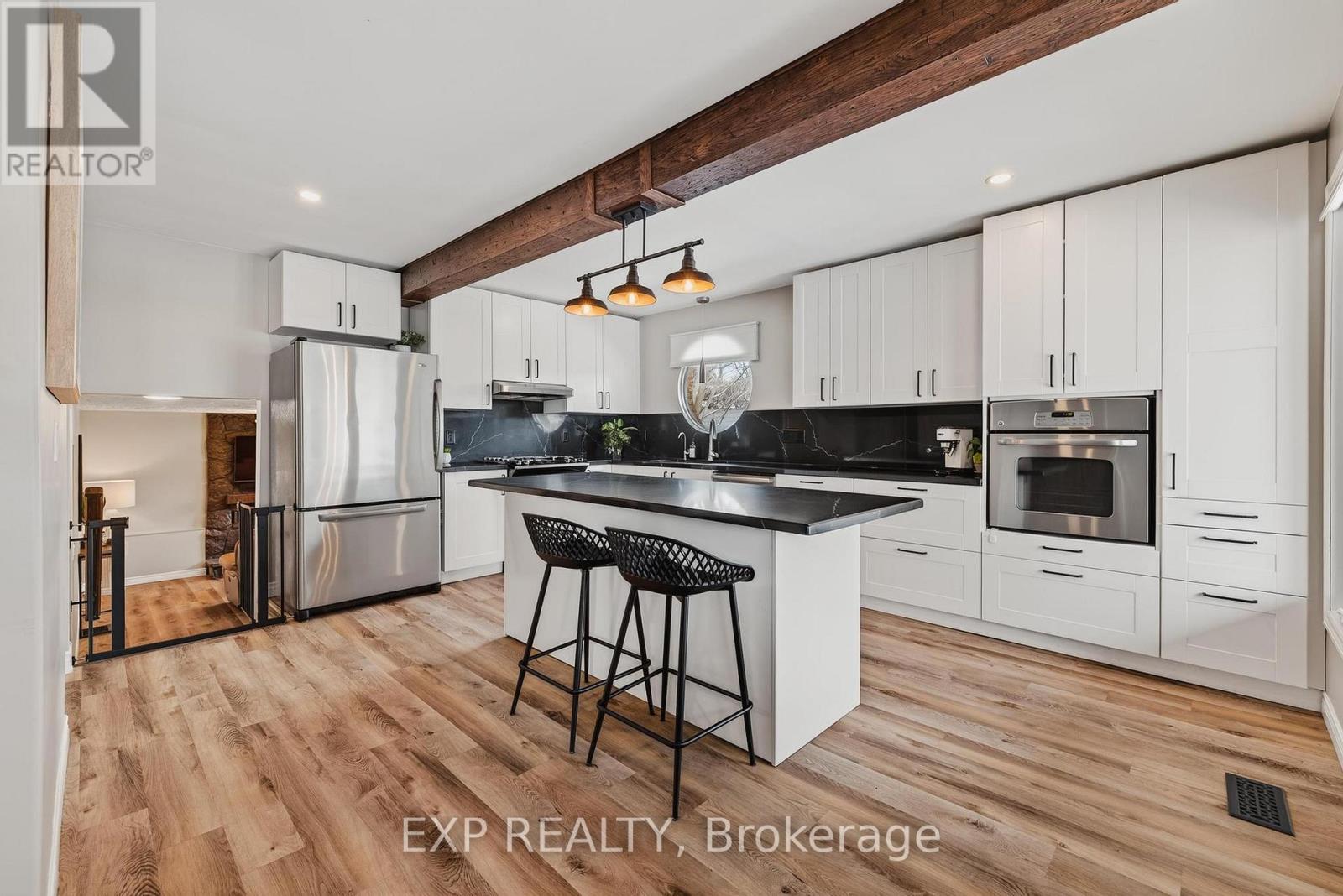 134 Pusey Boulevard, Brantford, Ontario  N3R 2S5 - Photo 2 - X12603280