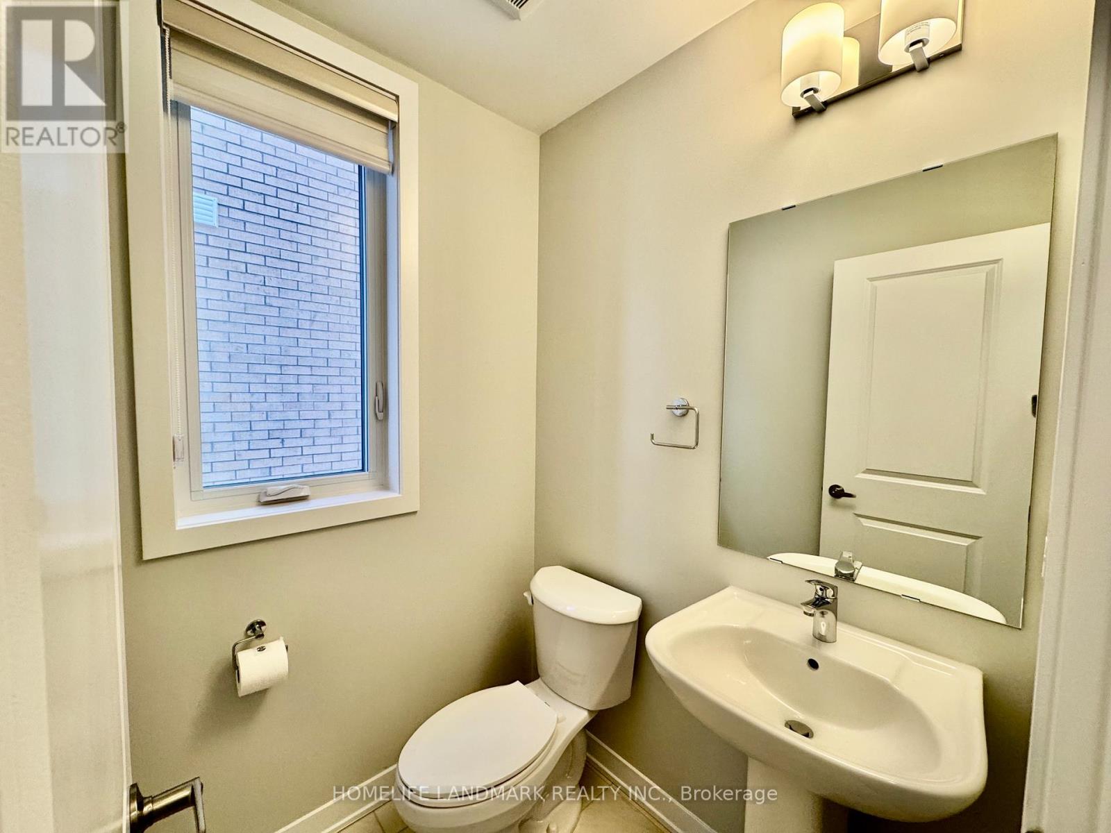 12 Harvey Bunker Crescent, Markham (Angus Glen), Ontario  L6C 3M7 - Photo 14 - N12608940