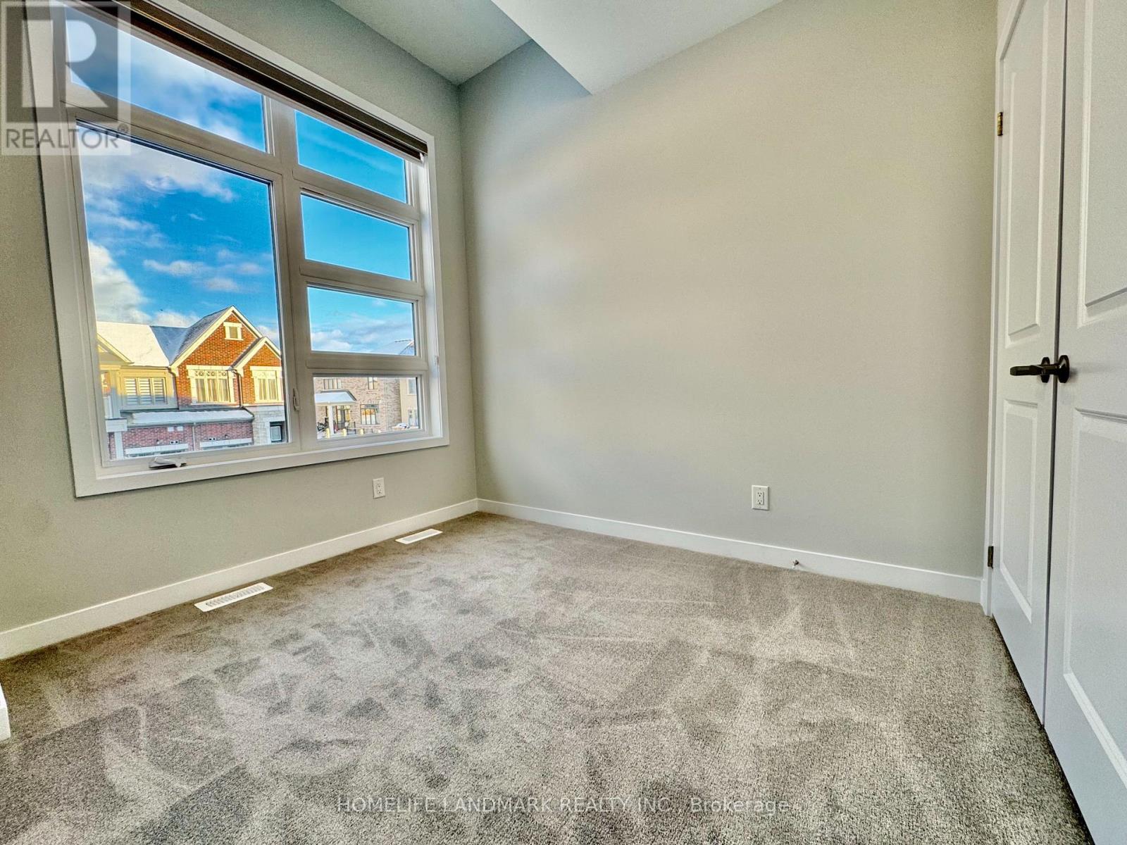 12 Harvey Bunker Crescent, Markham (Angus Glen), Ontario  L6C 3M7 - Photo 24 - N12608940