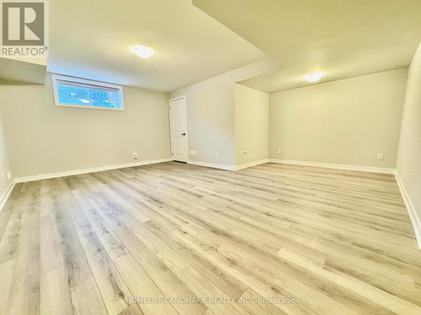 12 Harvey Bunker Crescent, Markham (Angus Glen), Ontario  L6C 3M7 - Photo 31 - N12608940