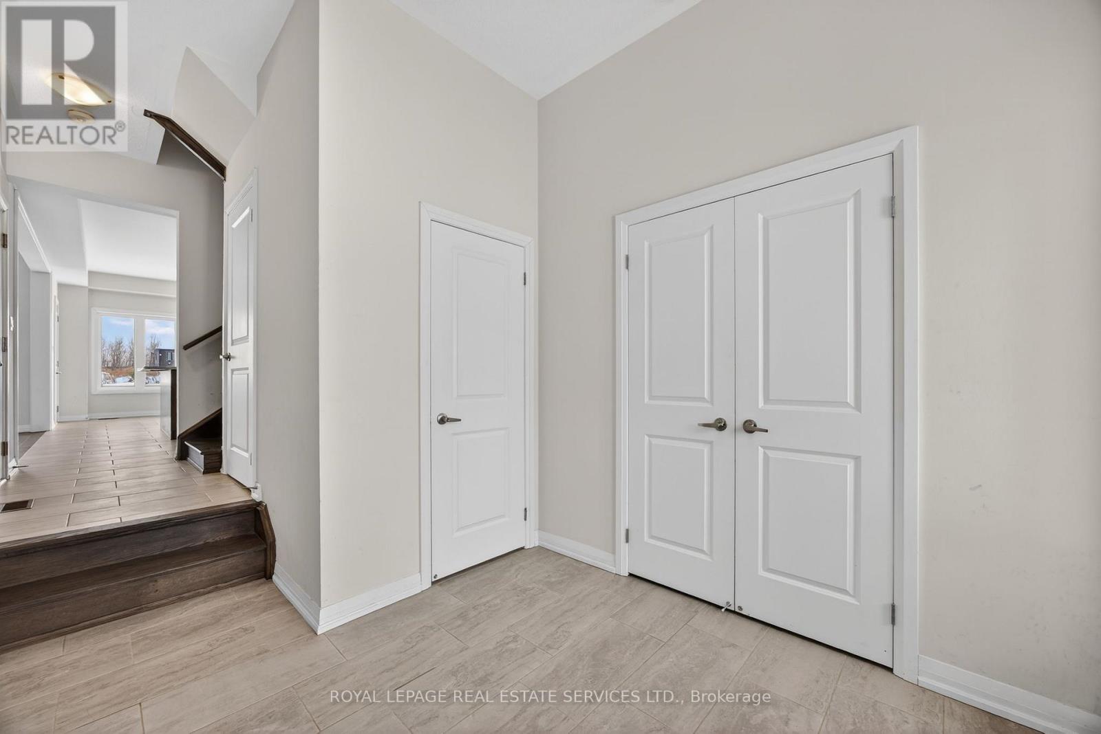 62 Nicort Road, Wasaga Beach, Ontario  L9Z 0N2 - Photo 2 - S12608962