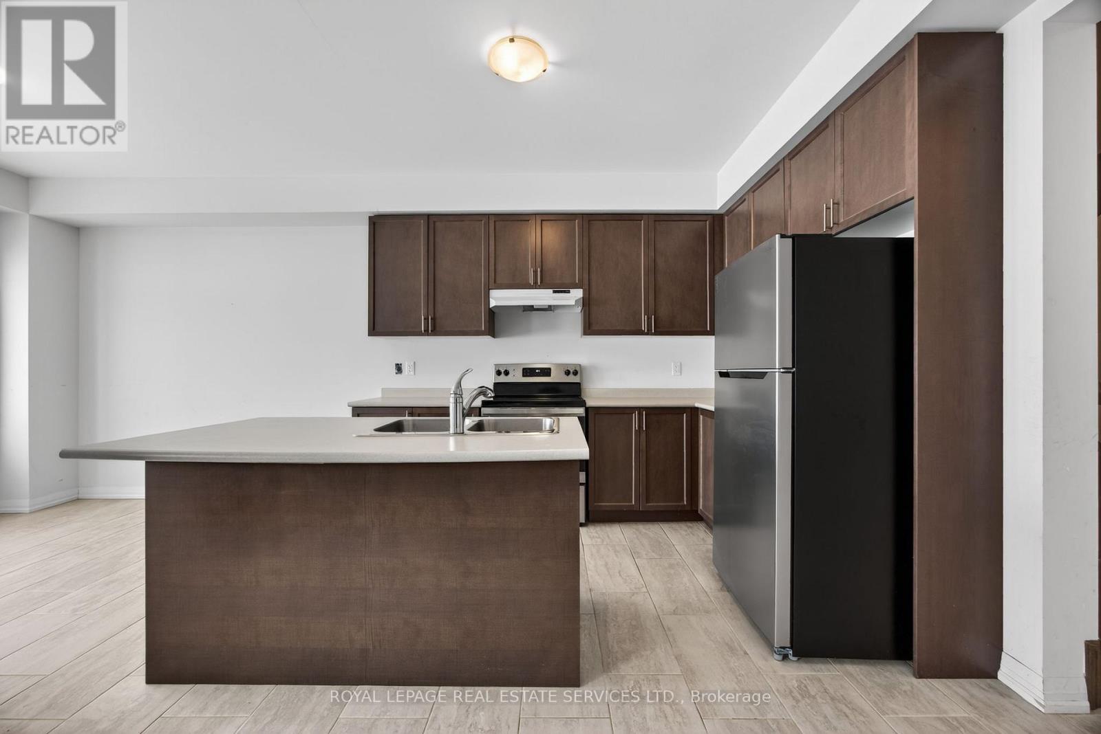 62 Nicort Road, Wasaga Beach, Ontario  L9Z 0N2 - Photo 6 - S12608962