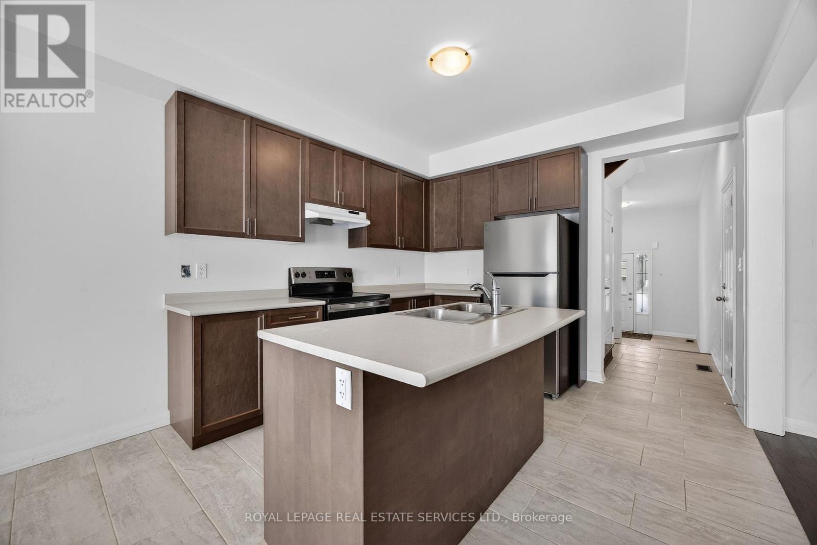 62 Nicort Road, Wasaga Beach, Ontario  L9Z 0N2 - Photo 7 - S12608962