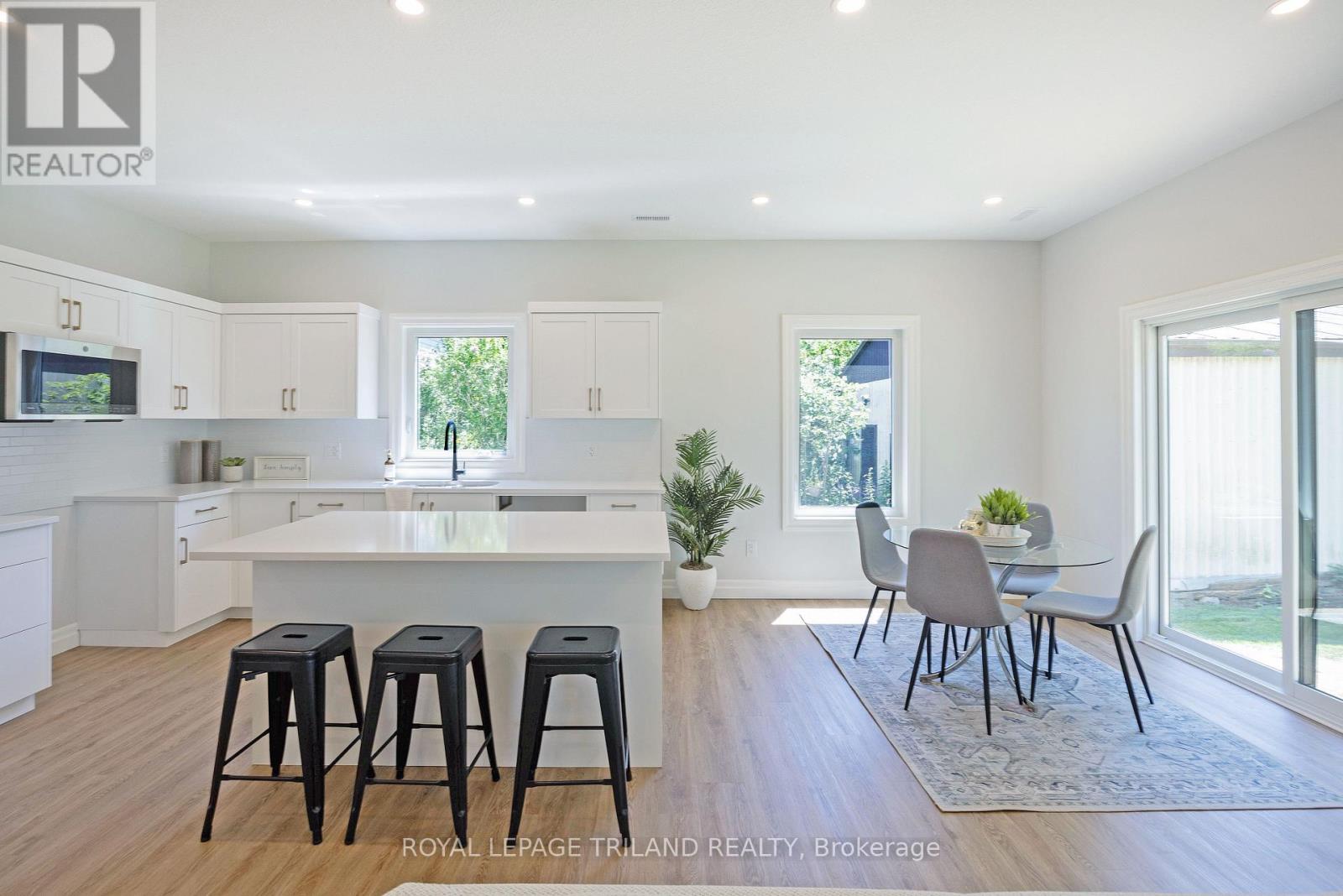 212 Nancy Street, Dutton/dunwich, Ontario  N0L 1J0 - Photo 14 - X12571316