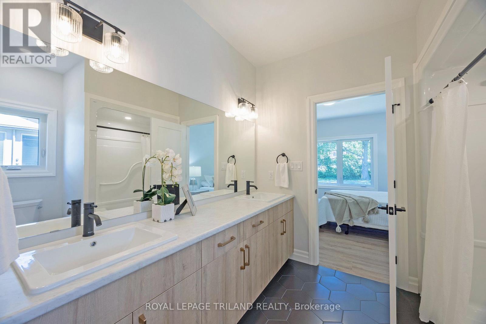 212 Nancy Street, Dutton/dunwich, Ontario  N0L 1J0 - Photo 26 - X12571316