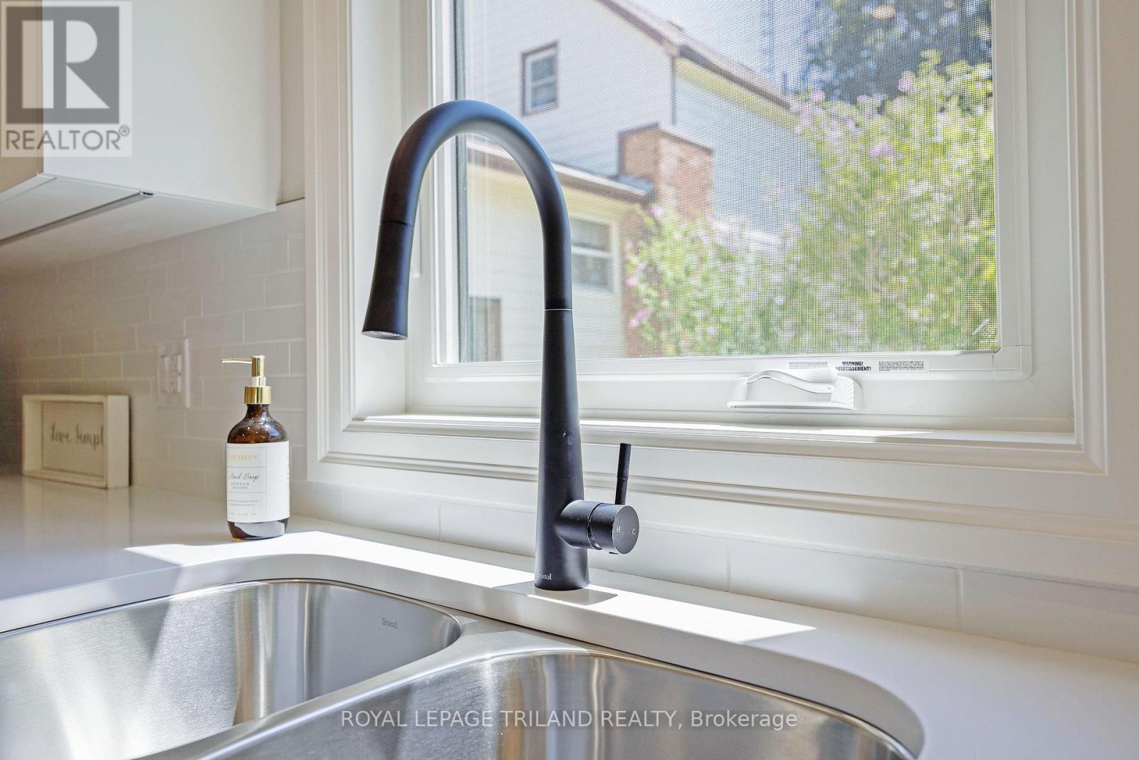 212 Nancy Street, Dutton/dunwich, Ontario  N0L 1J0 - Photo 20 - X12571316