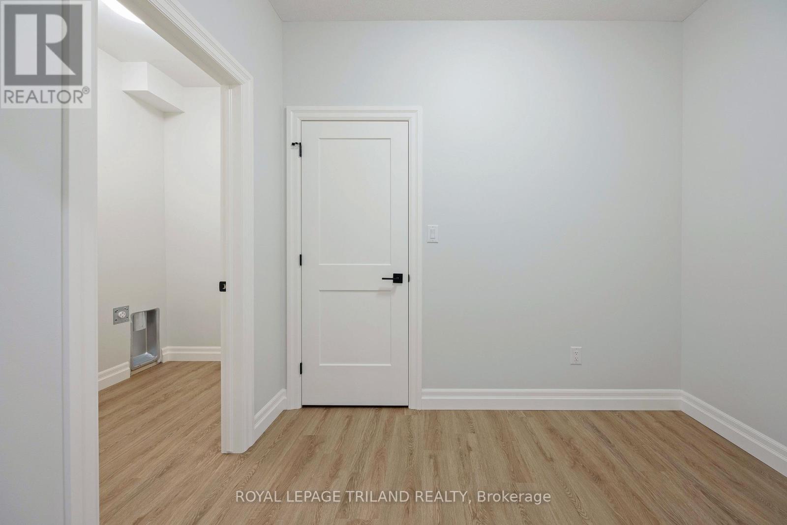 212 Nancy Street, Dutton/dunwich, Ontario  N0L 1J0 - Photo 34 - X12571316