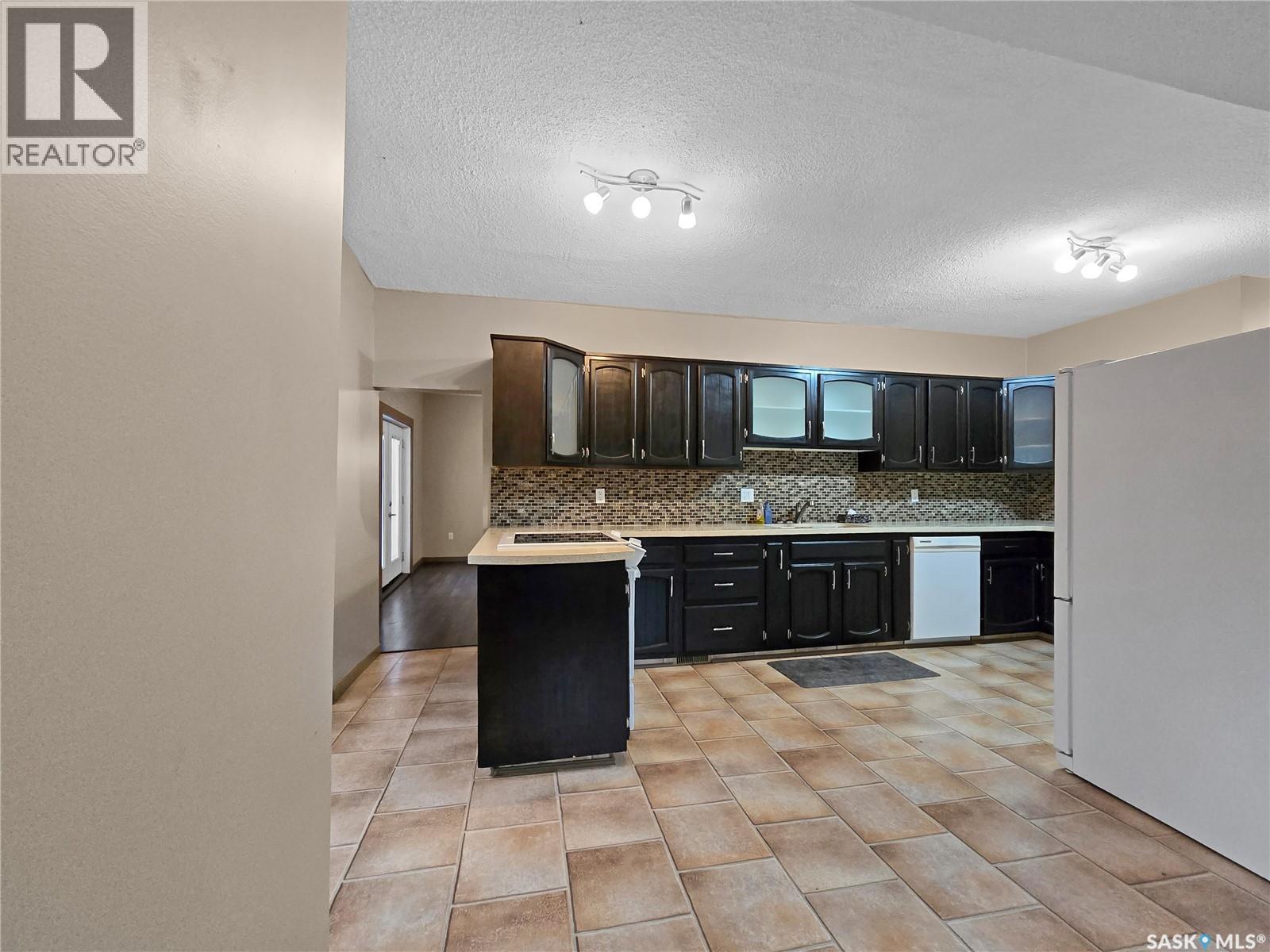 304 Eberts Street, Indian Head, Saskatchewan  S0G 2K0 - Photo 11 - SK022154