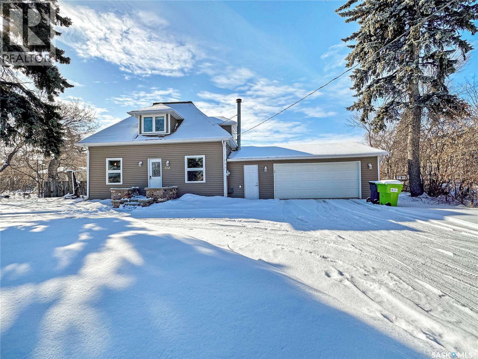 304 Eberts STREET, Indian Head, Saskatchewan