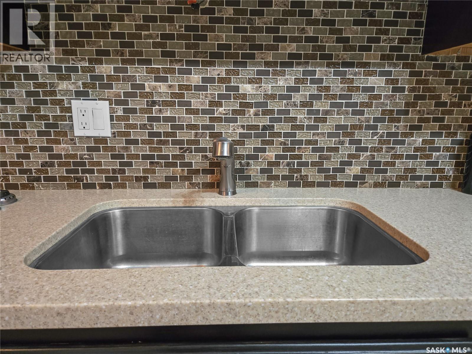 304 Eberts Street, Indian Head, Saskatchewan  S0G 2K0 - Photo 14 - SK022154