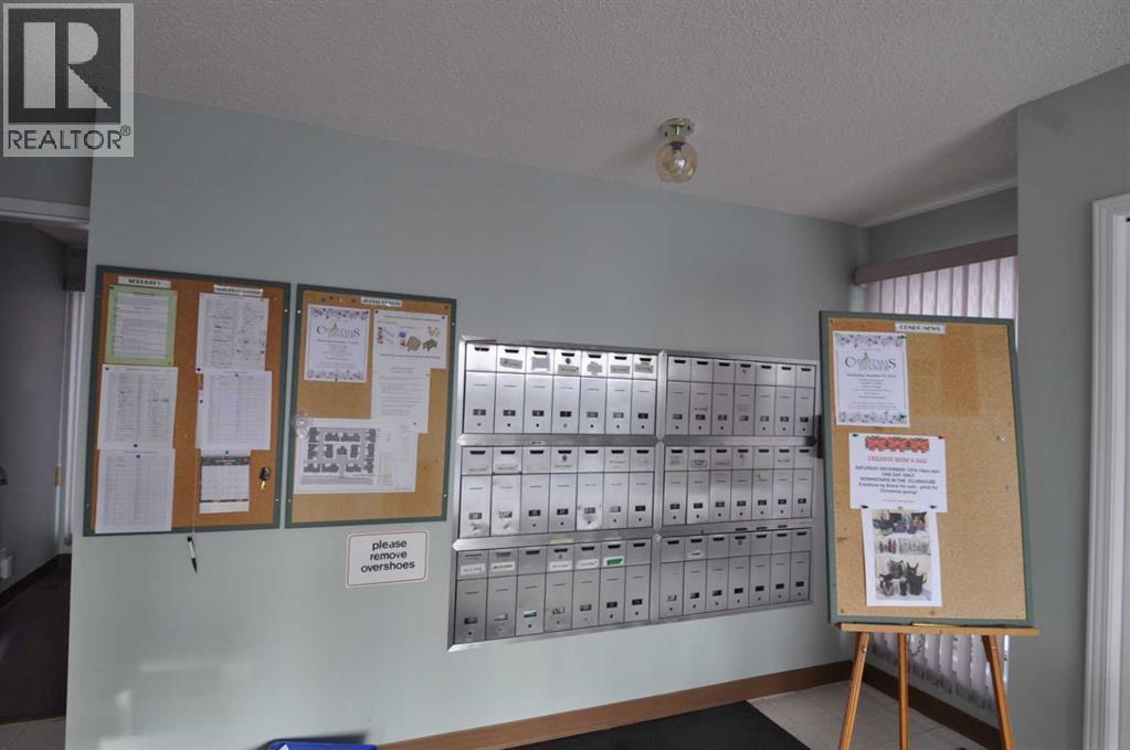 16 Edenwold Green Nw, Calgary, Alberta T3A 5B8 - Photo 31 - A2273205