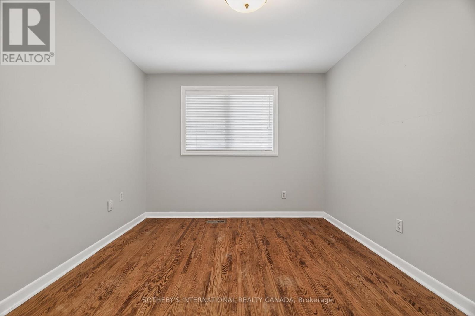 80 Guernsey Drive, Toronto, Ontario  M9C 3A7 - Photo 17 - W12608946