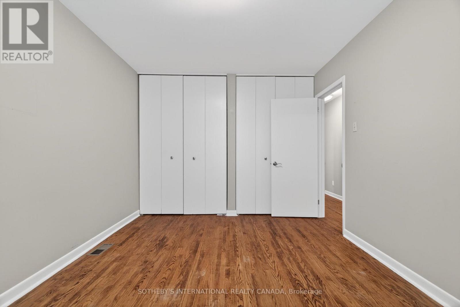 80 Guernsey Drive, Toronto, Ontario  M9C 3A7 - Photo 18 - W12608946