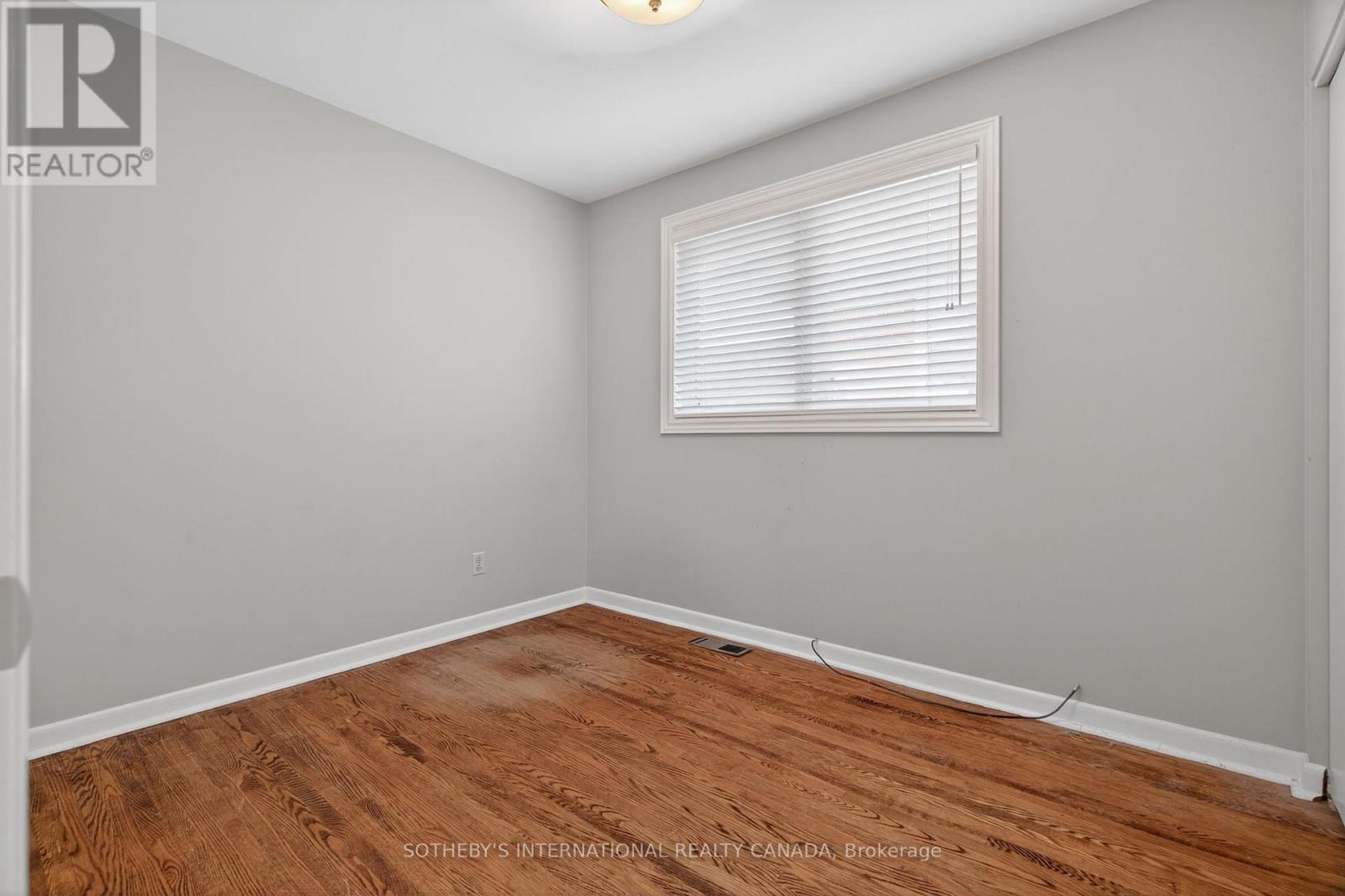 80 Guernsey Drive, Toronto, Ontario  M9C 3A7 - Photo 21 - W12608946