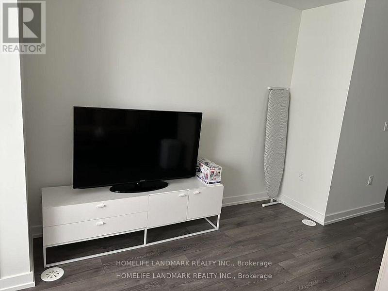 7 - 3538 Colonial Drive, Mississauga, Ontario  L5L 0C1 - Photo 5 - W12609028