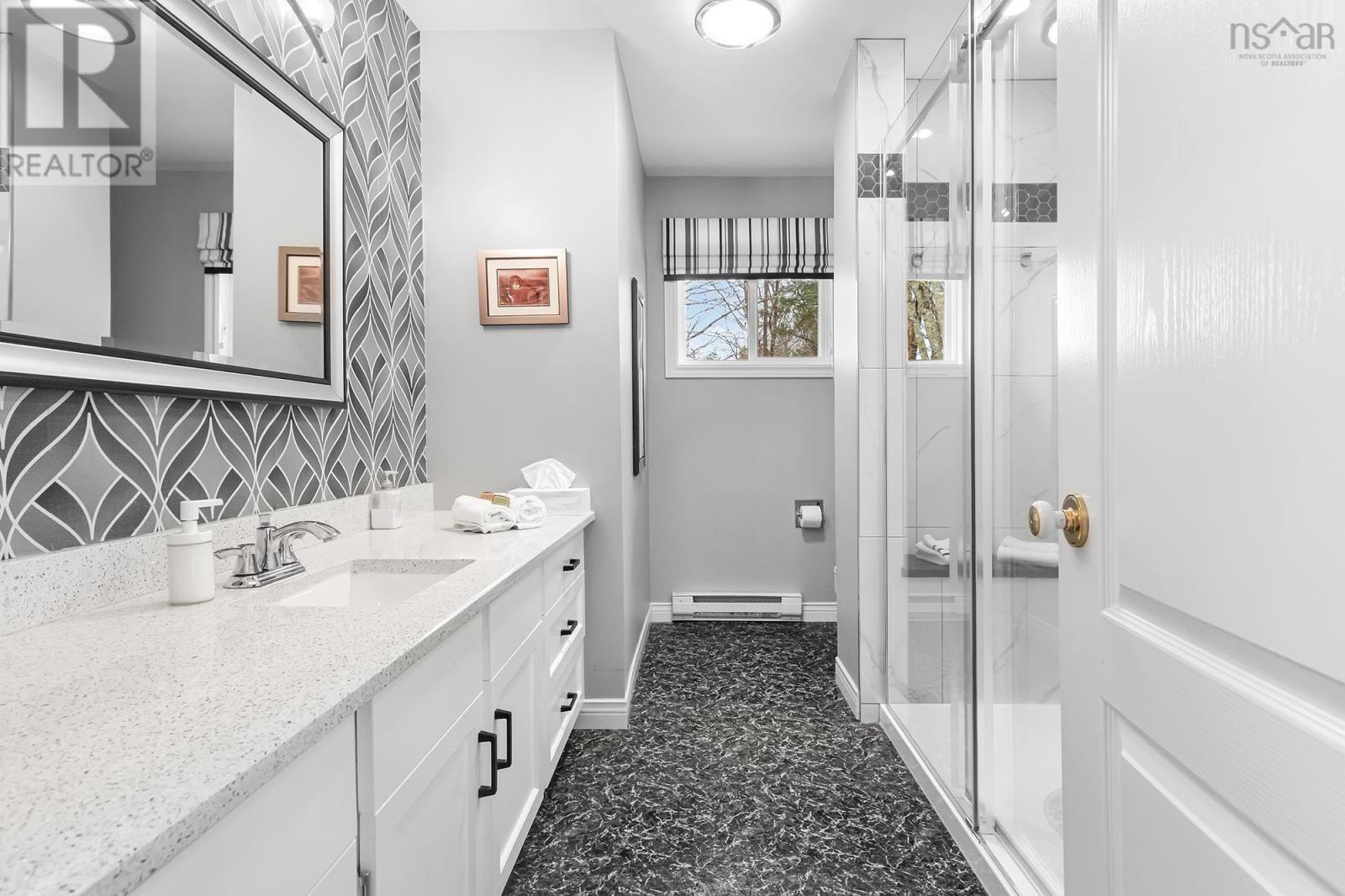 10 Ashley Drive, Middle Sackville, Nova Scotia  B4E 3B8 - Photo 21 - 202529083