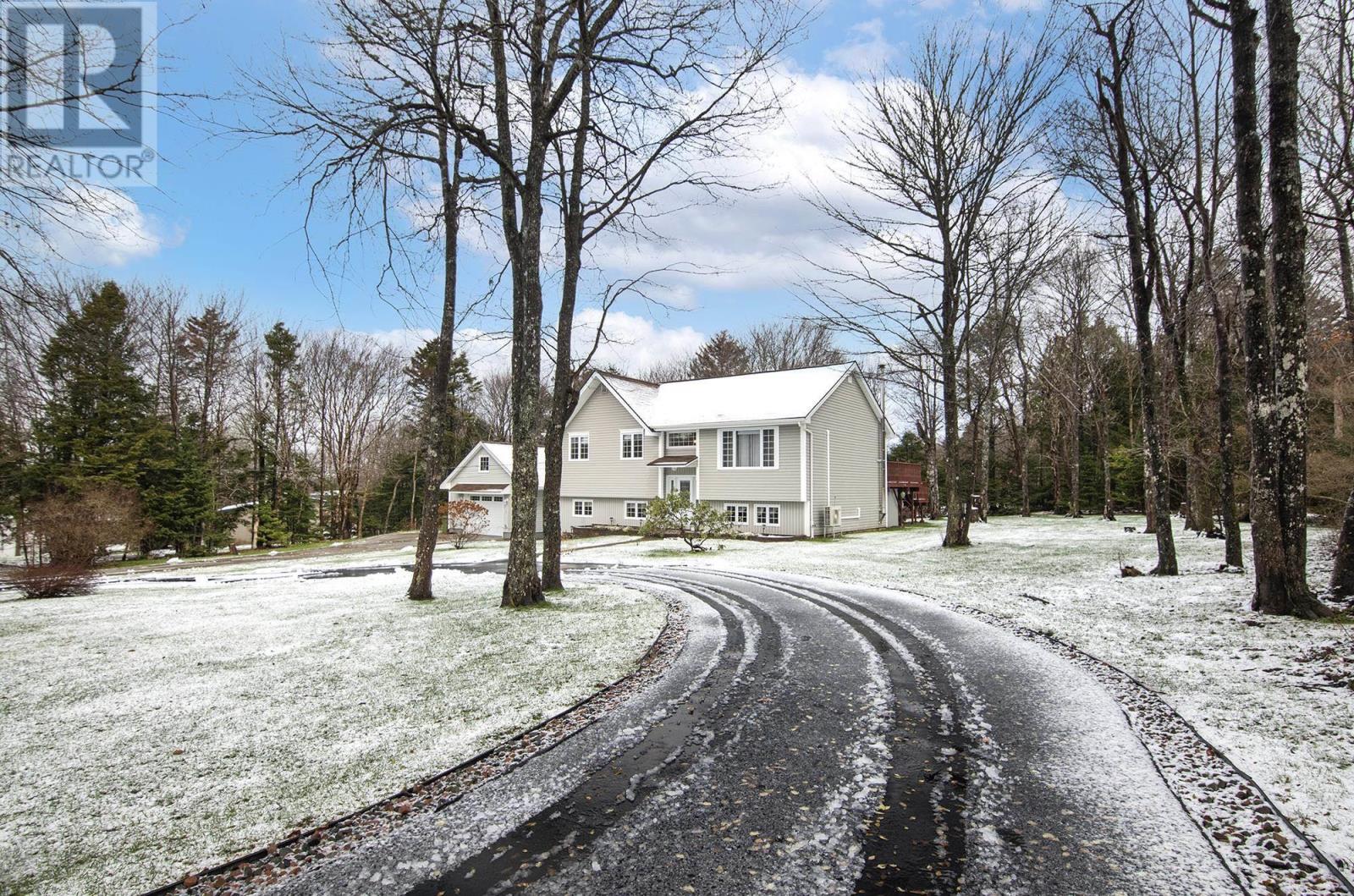 10 Ashley Drive, Middle Sackville, Nova Scotia  B4E 3B8 - Photo 11 - 202529083