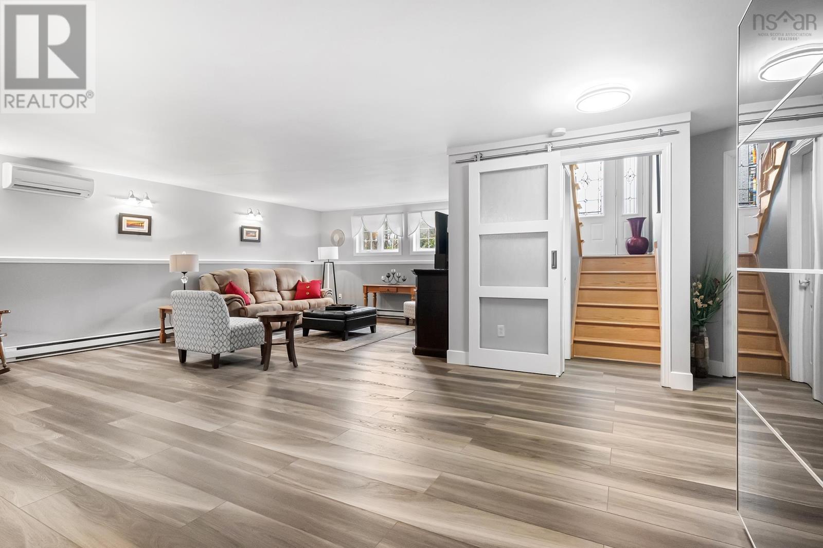 10 Ashley Drive, Middle Sackville, Nova Scotia  B4E 3B8 - Photo 35 - 202529083