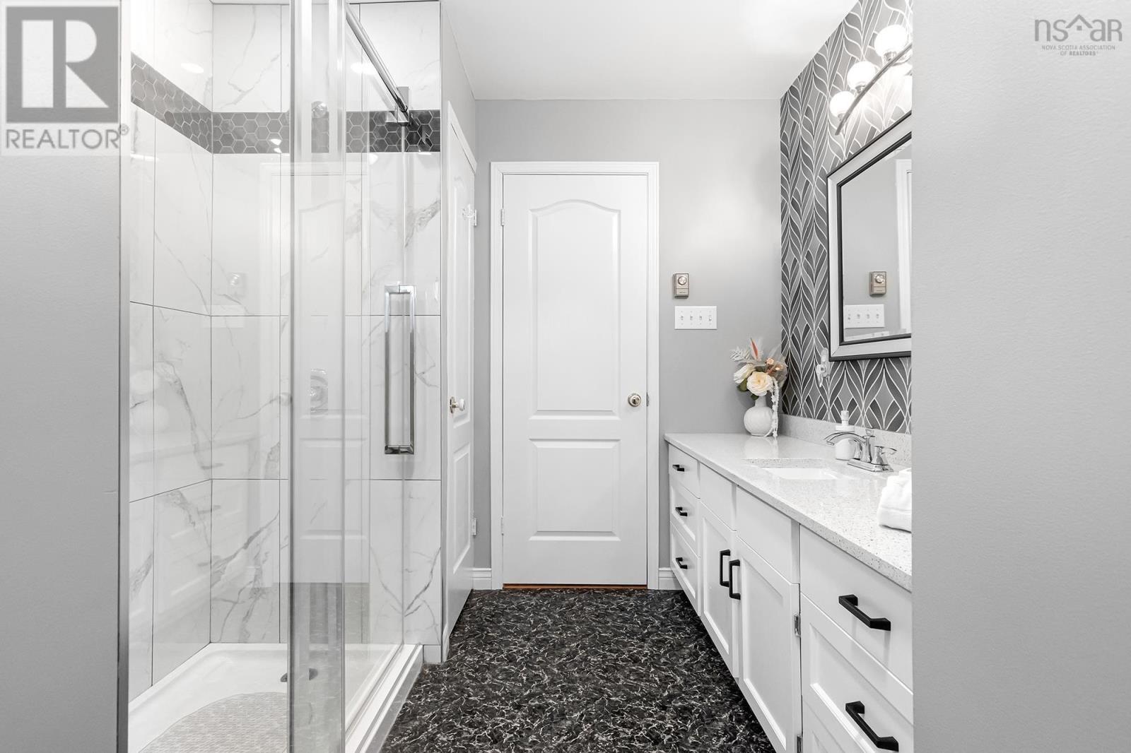 10 Ashley Drive, Middle Sackville, Nova Scotia  B4E 3B8 - Photo 24 - 202529083