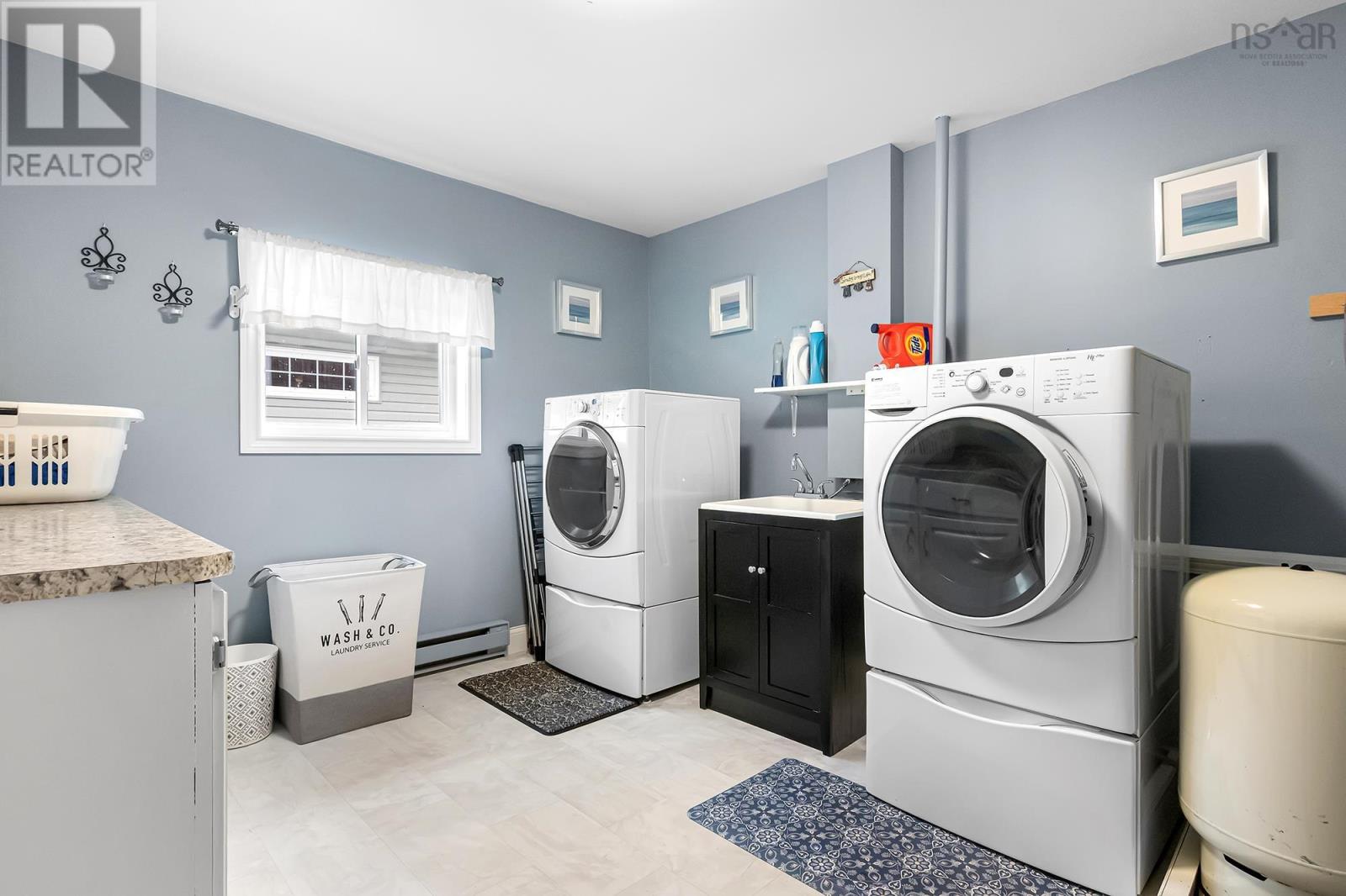 10 Ashley Drive, Middle Sackville, Nova Scotia  B4E 3B8 - Photo 37 - 202529083