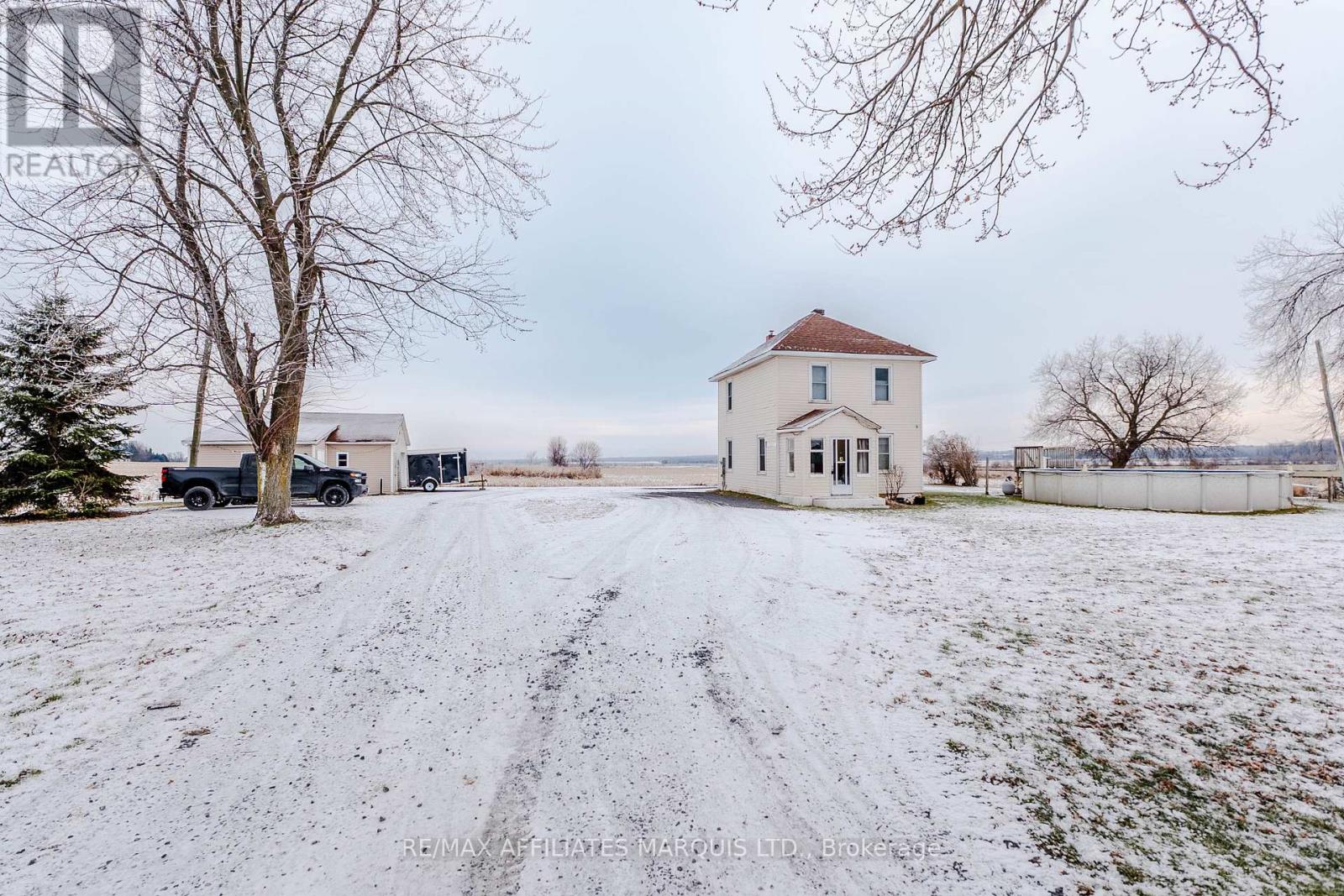 2415 Hwy 138 Highway N, North Stormont, Ontario K0C 1W0 - Photo 2 - X12572470