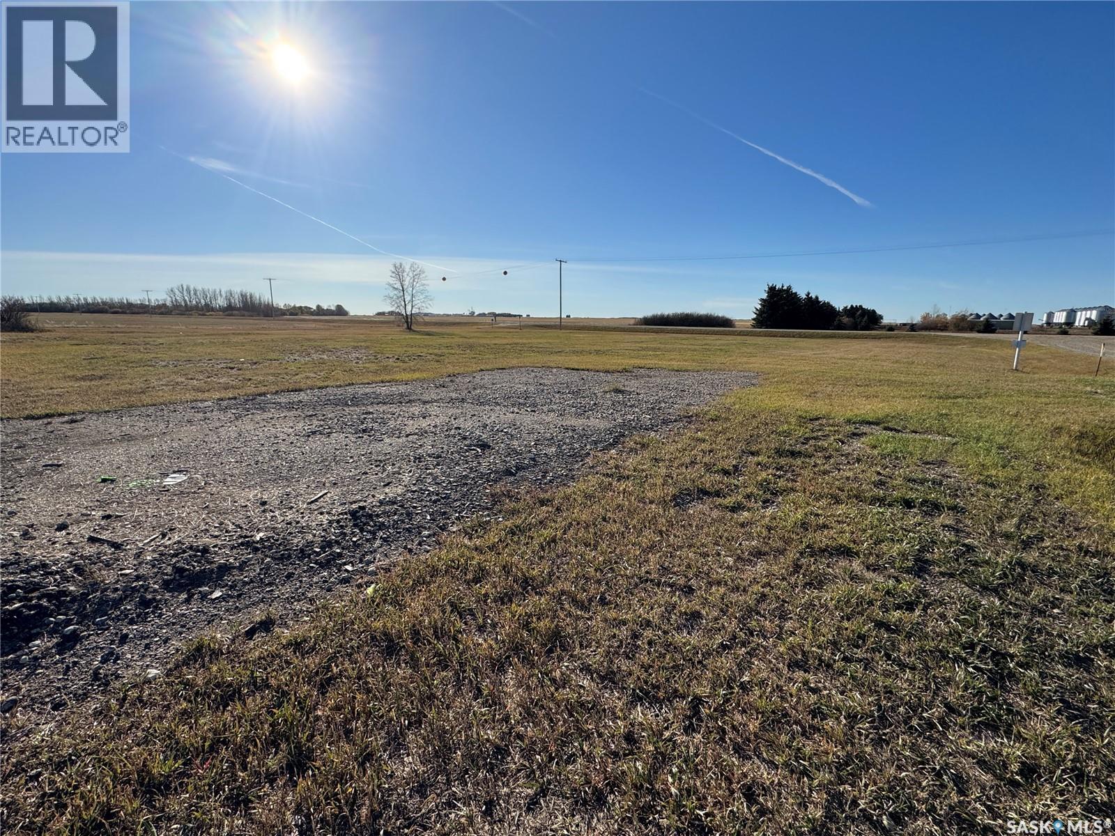 106 Canola Crescent, Cut Knife, Saskatchewan  S0M 0N0 - Photo 2 - SK025239