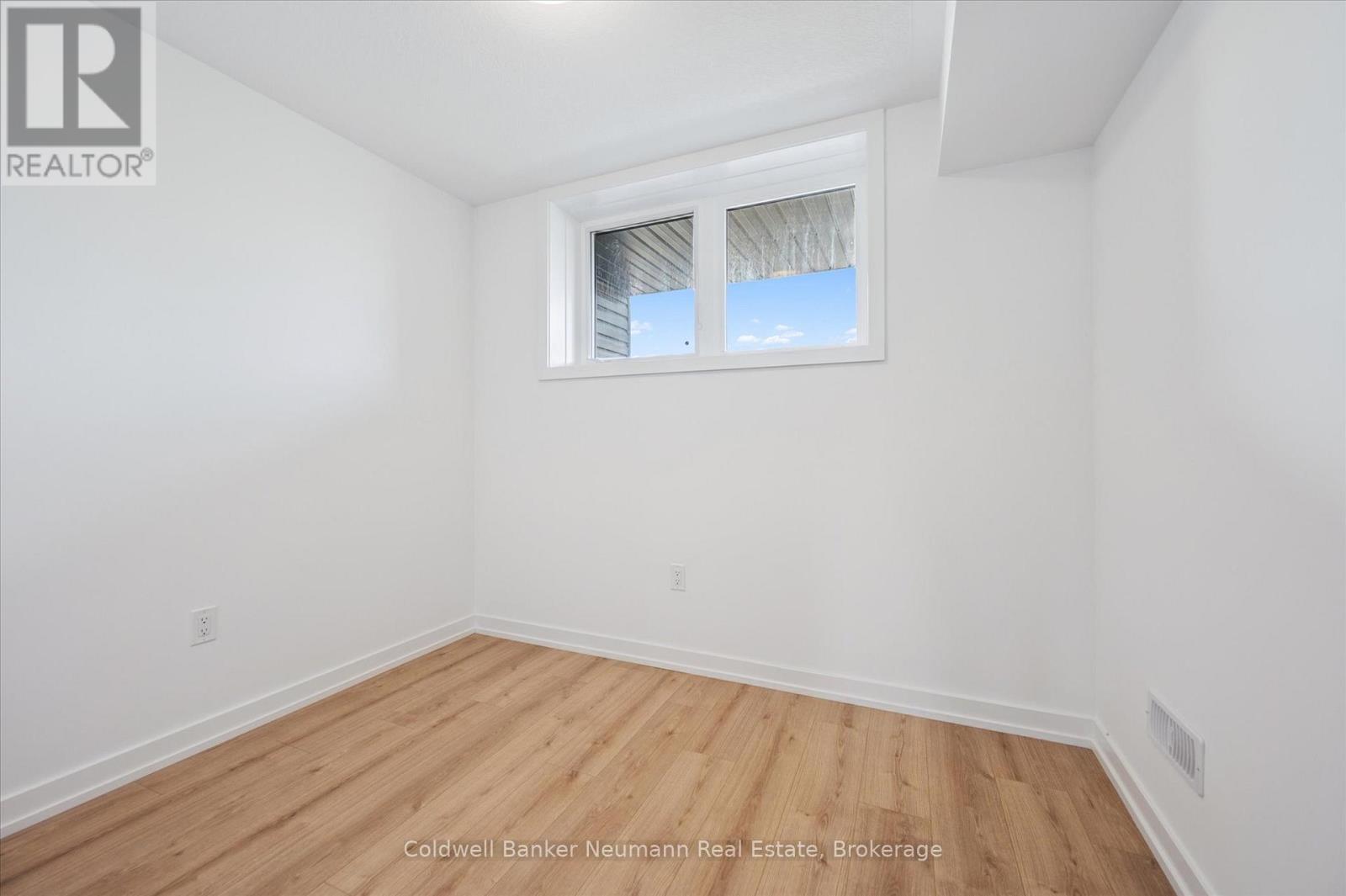 41 - 940 St. David Street N, Centre Wellington, Ontario N1M 0L7 - Photo 13 - X12474387