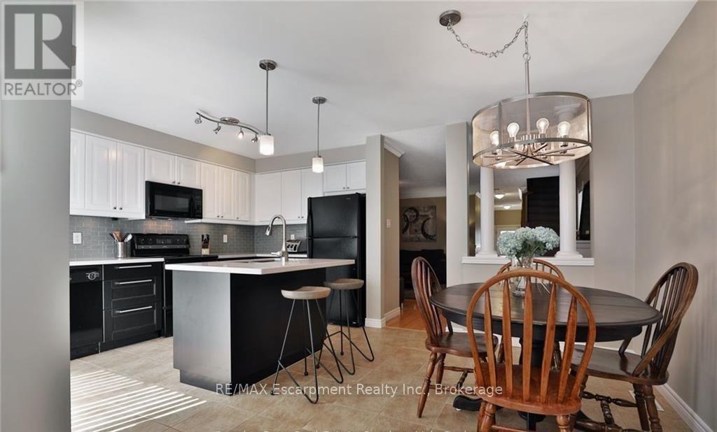 1486 Warbler Road, Oakville (Wt West Oak Trails), Ontario  L6M 3Z7 - Photo 10 - W12609070