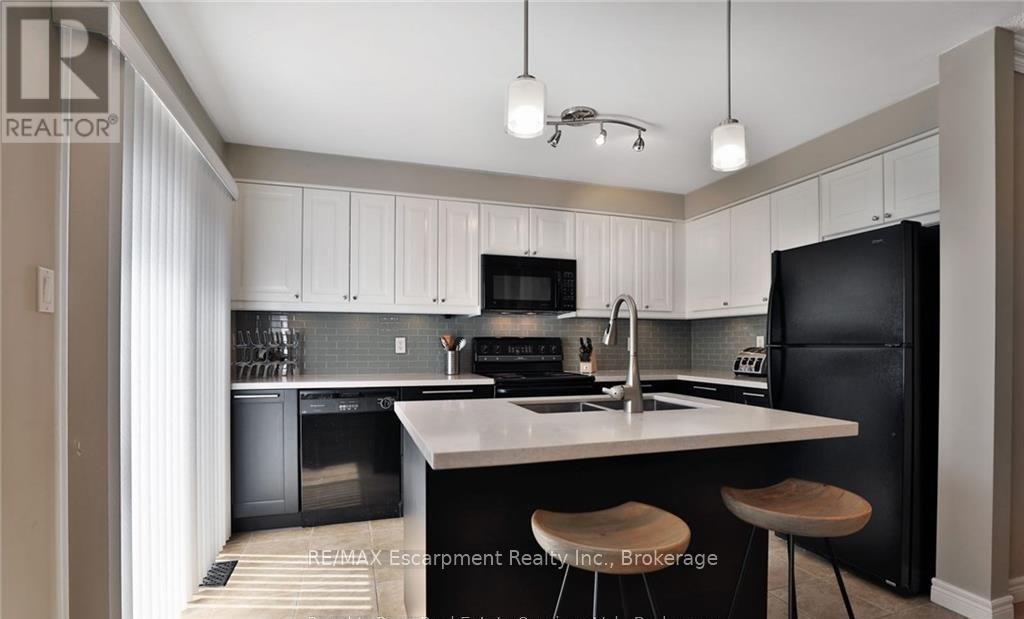 1486 Warbler Road, Oakville (Wt West Oak Trails), Ontario  L6M 3Z7 - Photo 12 - W12609070