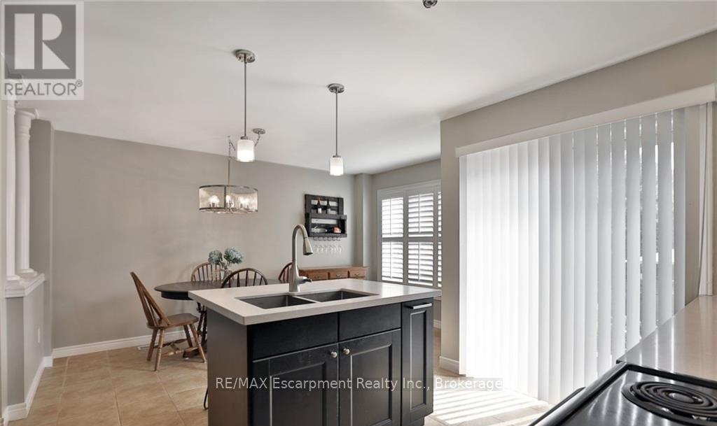 1486 Warbler Road, Oakville (Wt West Oak Trails), Ontario  L6M 3Z7 - Photo 13 - W12609070