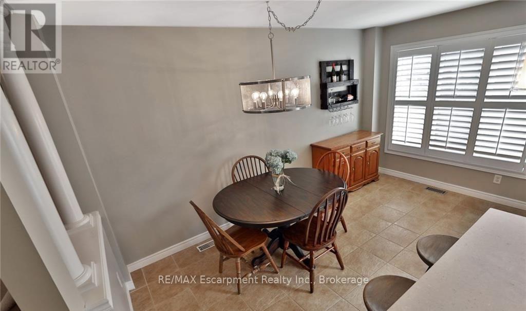 1486 Warbler Road, Oakville (Wt West Oak Trails), Ontario  L6M 3Z7 - Photo 16 - W12609070