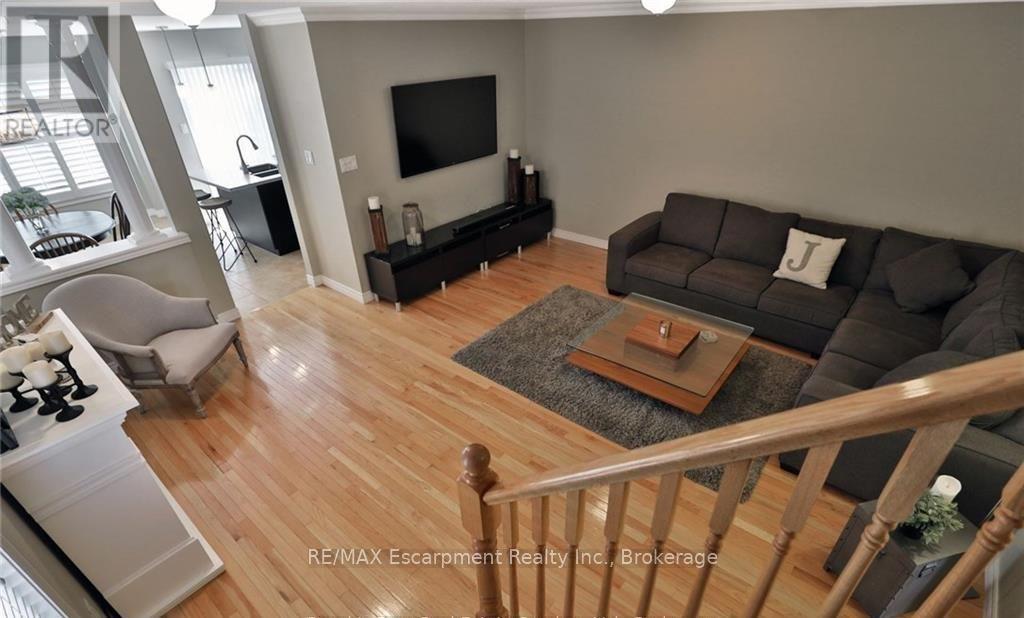 1486 Warbler Road, Oakville (Wt West Oak Trails), Ontario  L6M 3Z7 - Photo 7 - W12609070