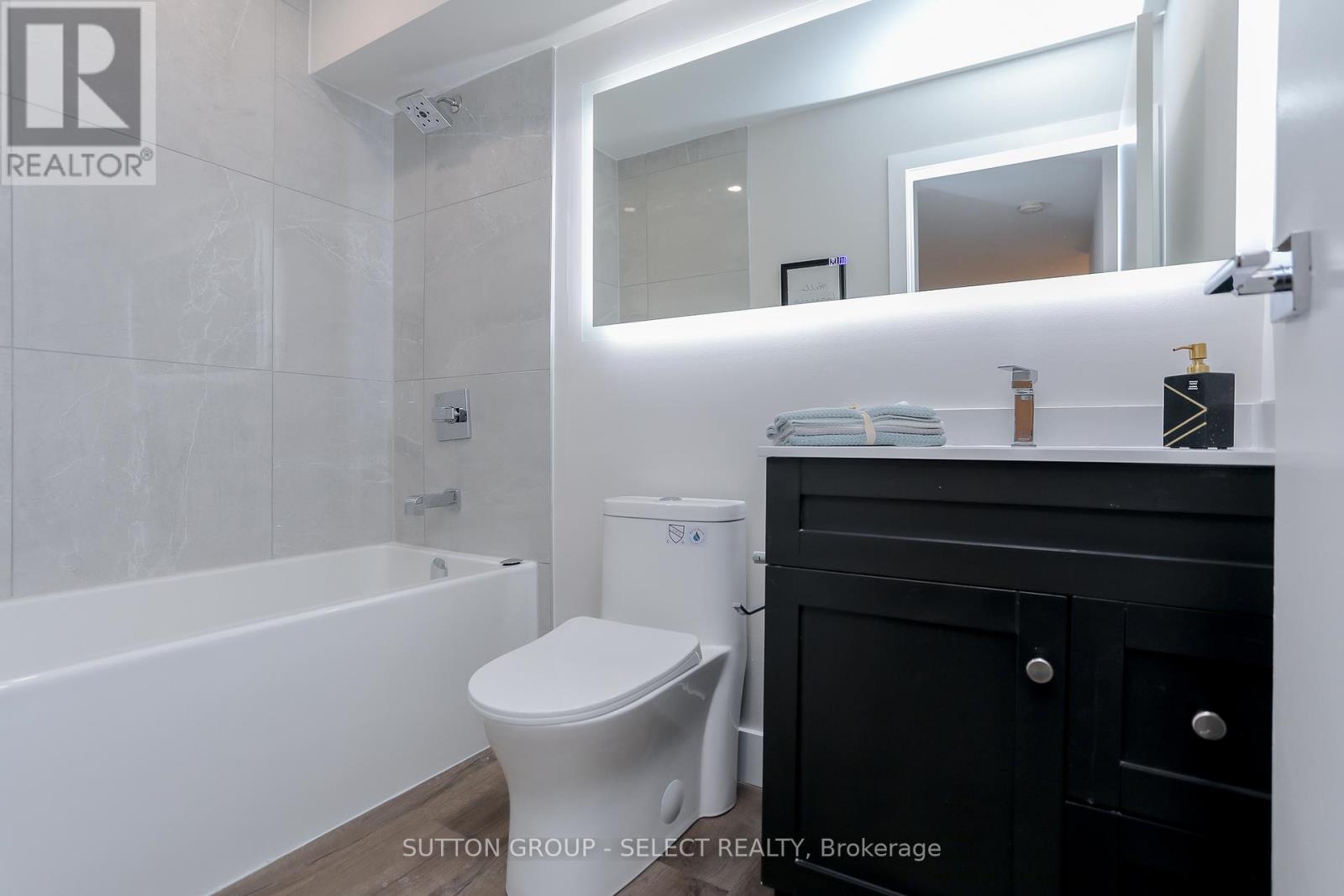 202 - 2228 Trafalgar Street, London East, Ontario  N5V 4J8 - Photo 16 - X12605470