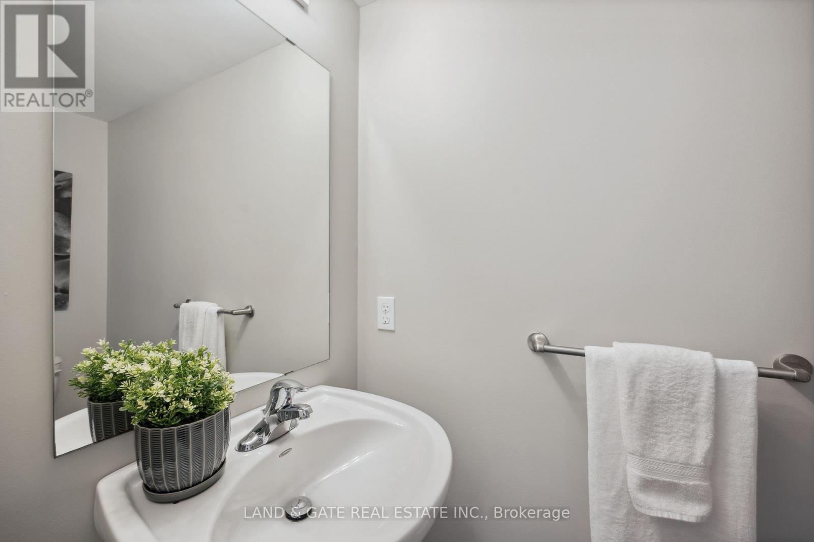 16 Katerson Lane, Clarington, Ontario  L1E 0E9 - Photo 14 - E12609130