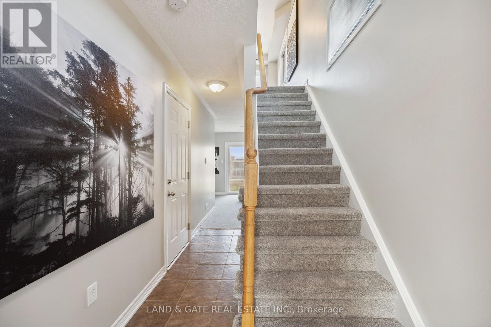 16 Katerson Lane, Clarington, Ontario  L1E 0E9 - Photo 4 - E12609130