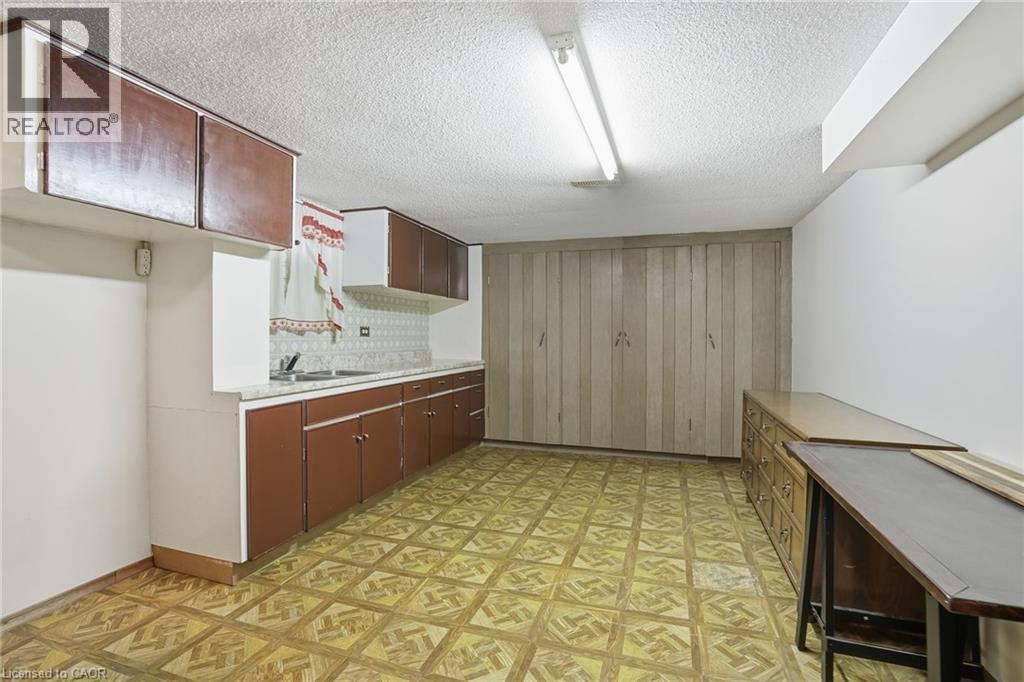 131 Nash Road N, Hamilton, Ontario  L8H 2P7 - Photo 29 - 40791040