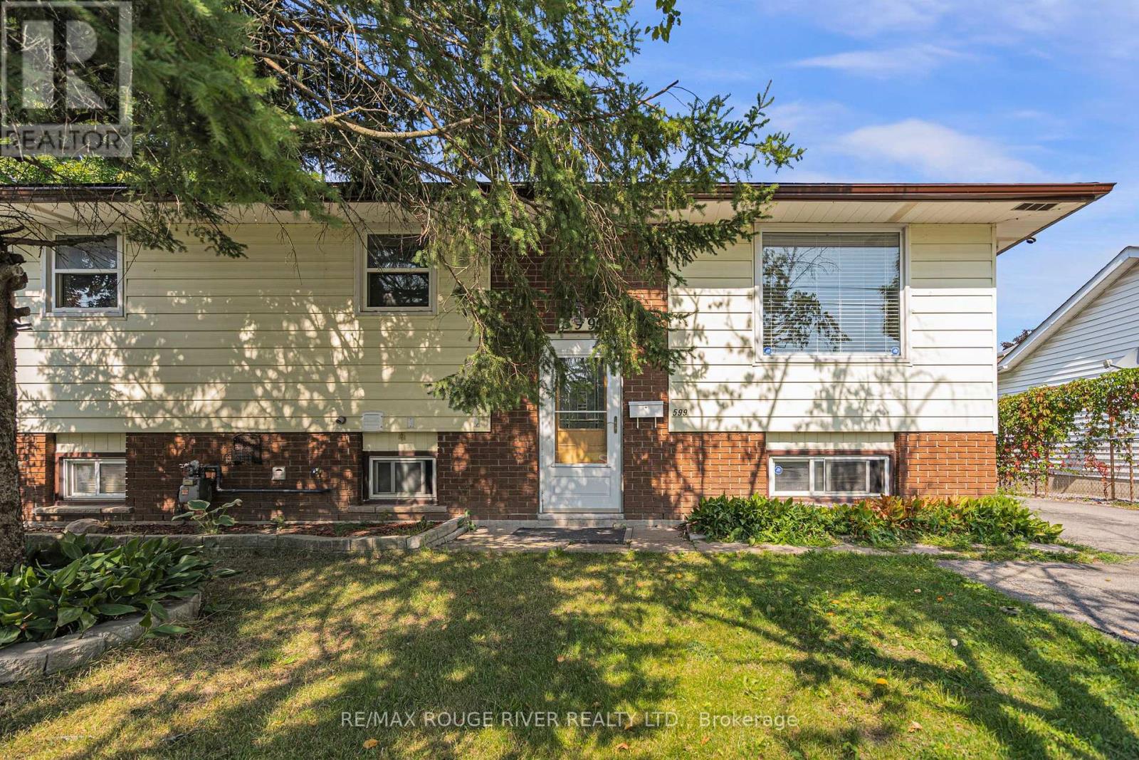 Main - 599 Otonabee Drive, Peterborough, Ontario  K9J 7X8 - Photo 3 - X12609182