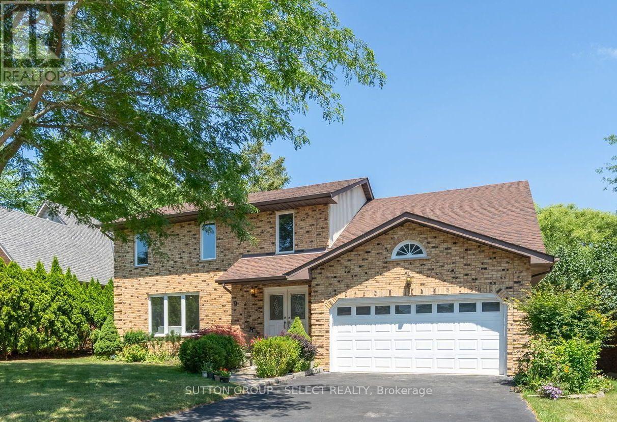 9 ULLSWATER CRESCENT, London North, Ontario