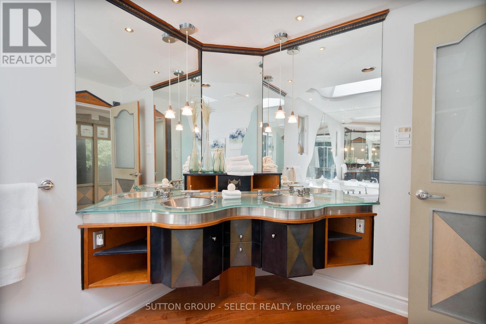 9 Ullswater Crescent, London North, Ontario  N6G 4L4 - Photo 20 - X12609088