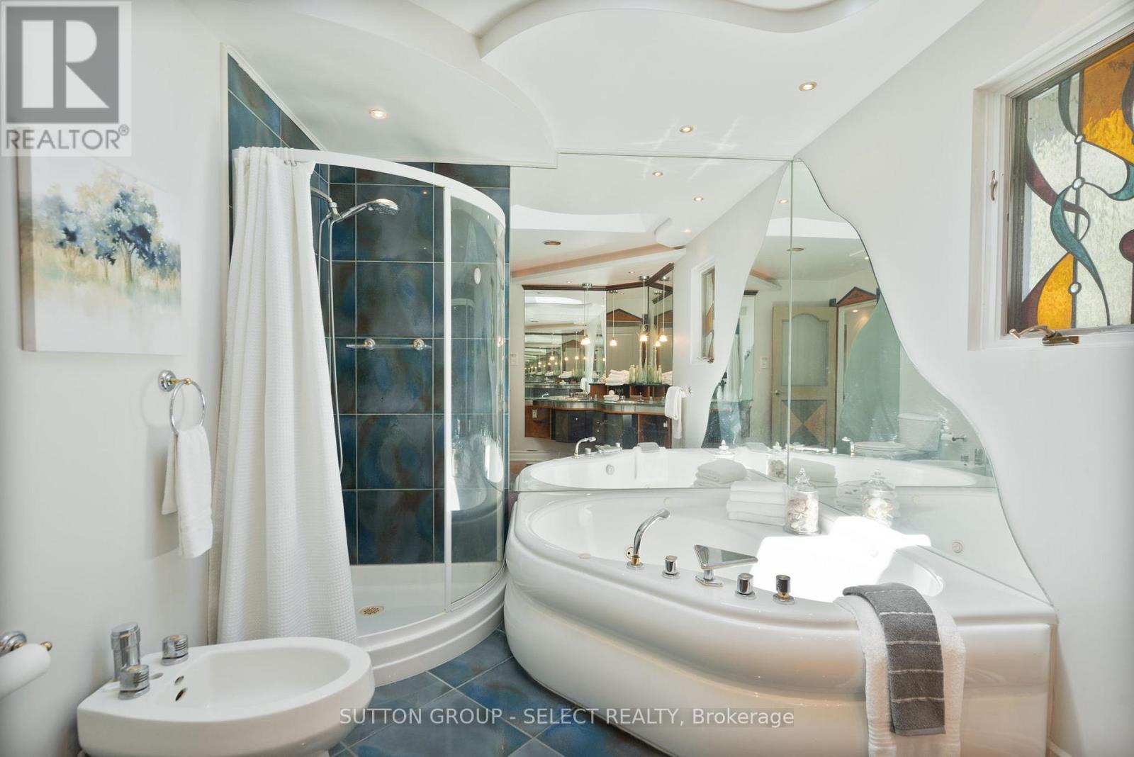 9 Ullswater Crescent, London North, Ontario  N6G 4L4 - Photo 21 - X12609088