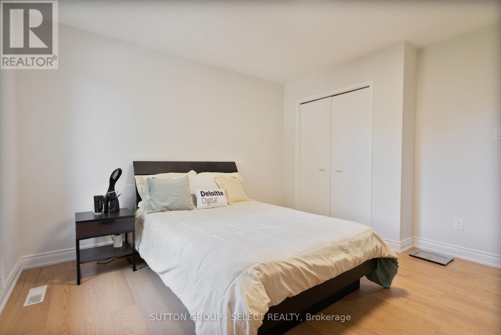 9 Ullswater Crescent, London North, Ontario  N6G 4L4 - Photo 28 - X12609088