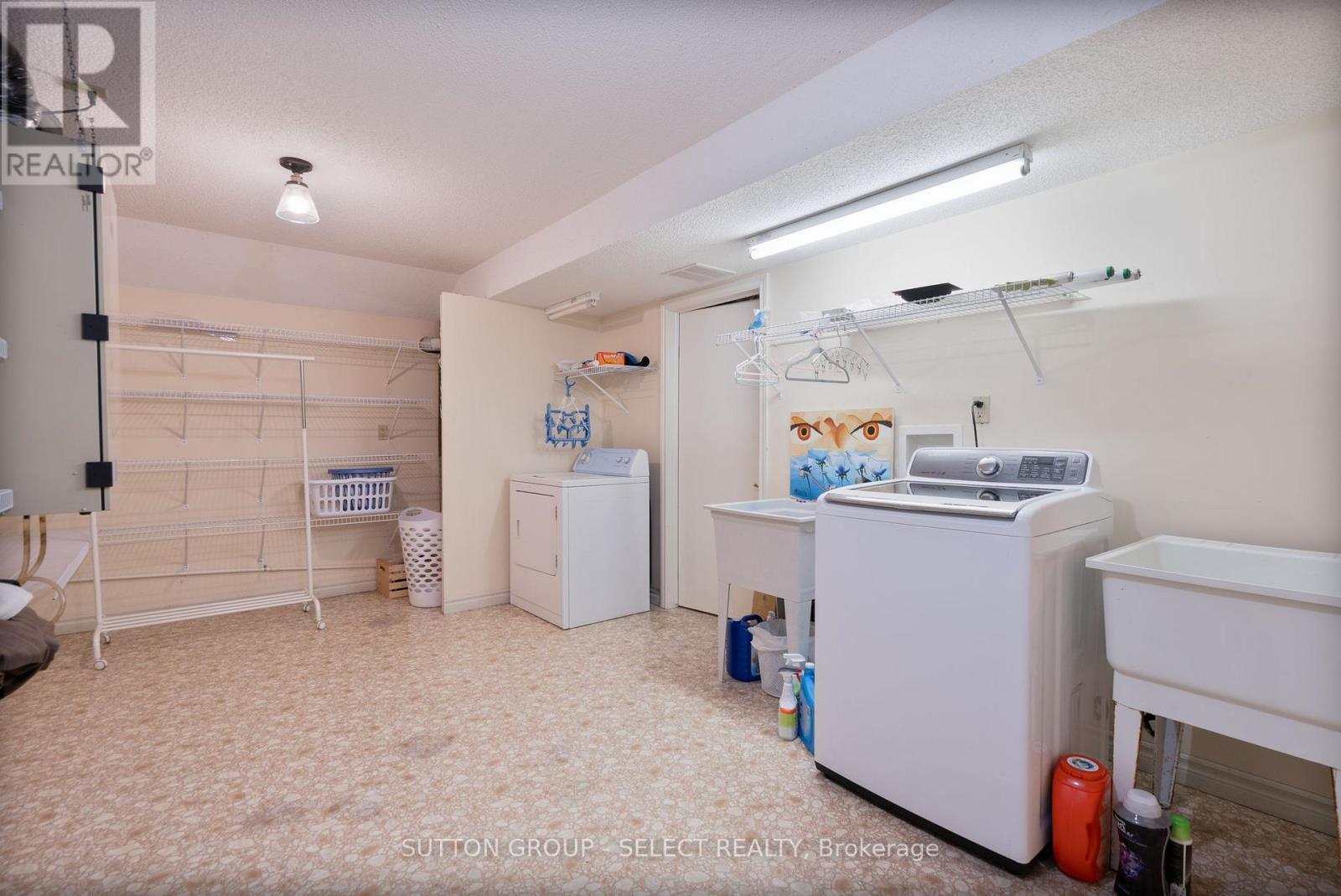 9 Ullswater Crescent, London North, Ontario  N6G 4L4 - Photo 35 - X12609088